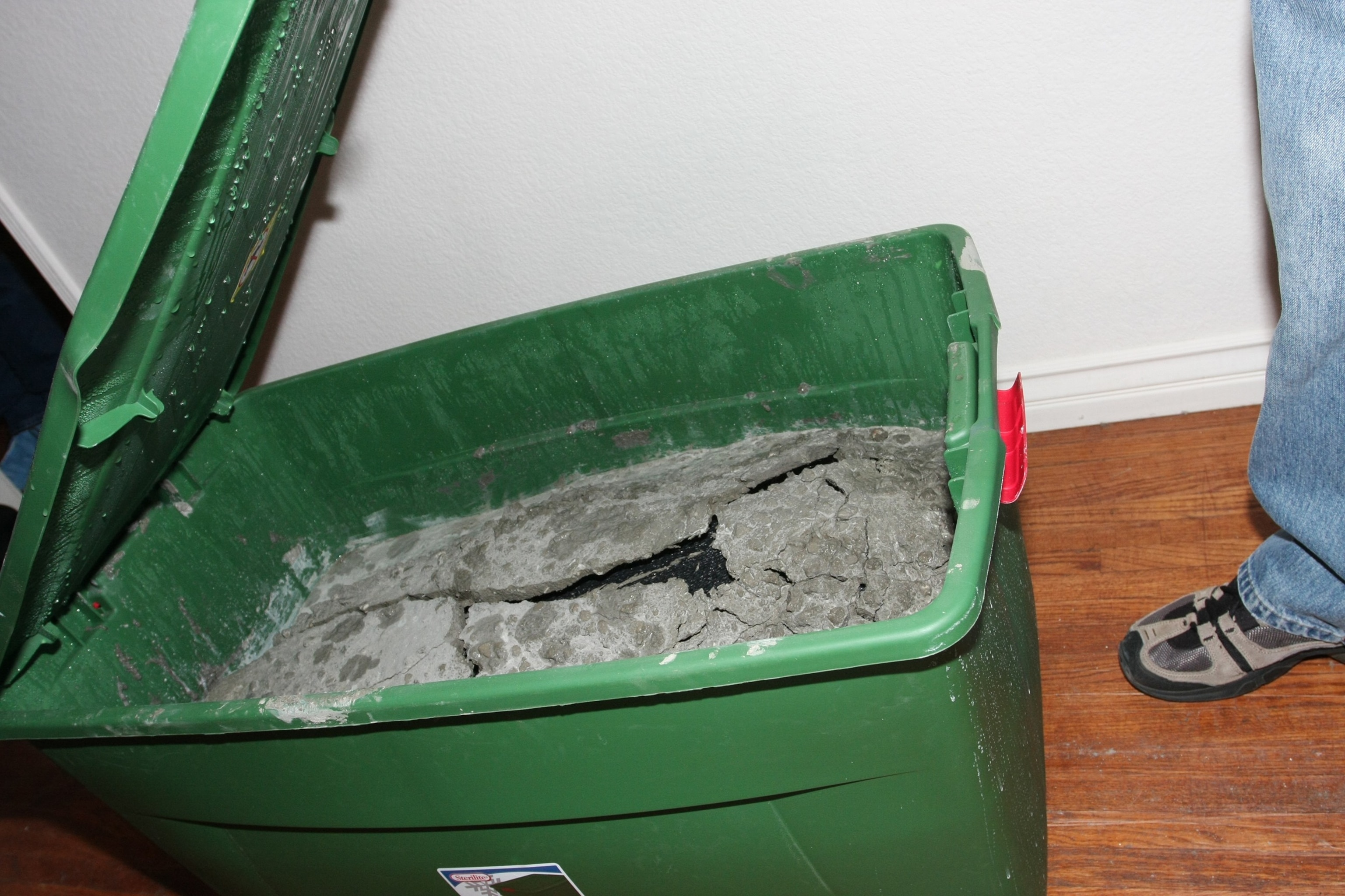 PHOTO: Investigators found Flores-Narvaez's remains encased in concrete inside a container at an abandoned property.