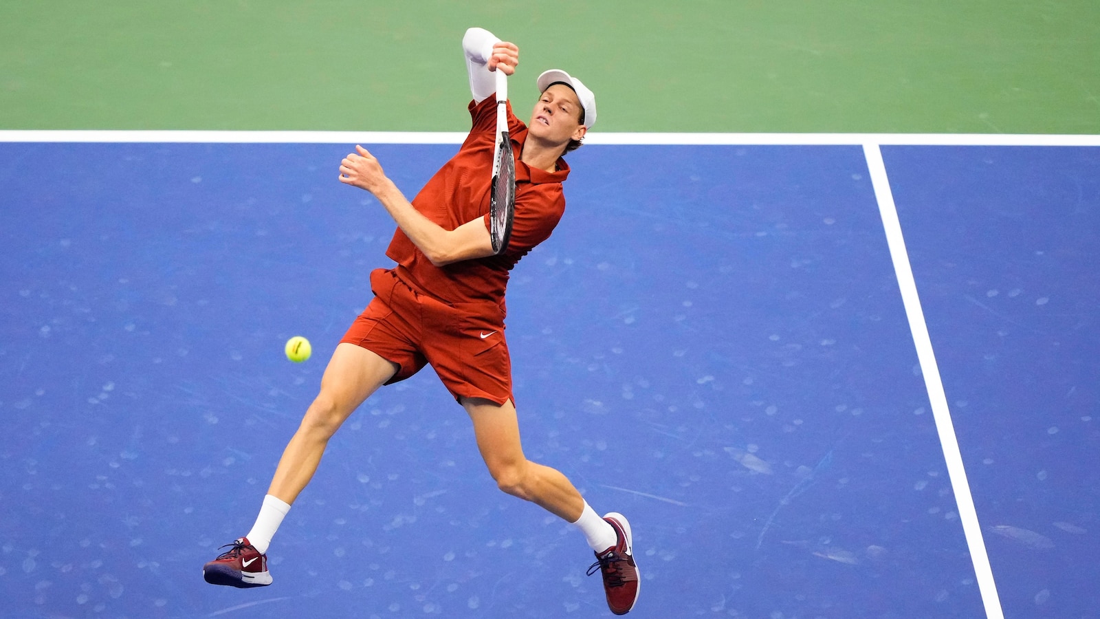 Carlos Alcaraz beats rival Jannik Sinner at the U.S. Open for a 6th Slam title and the No. 1 ranking
