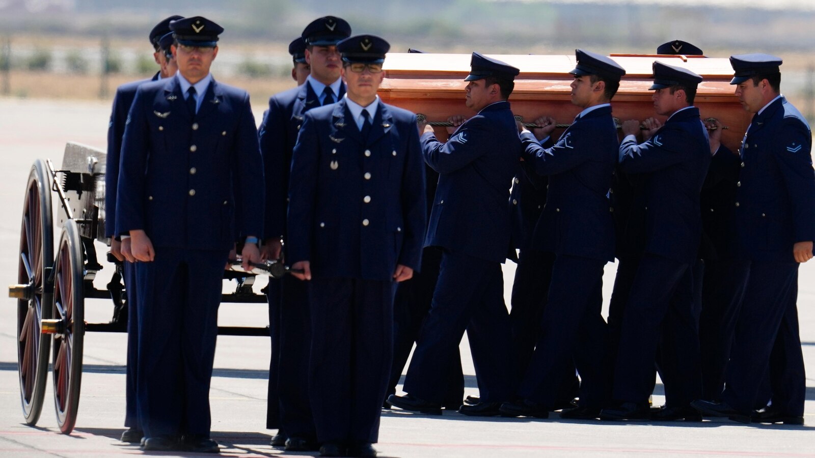 Chilean ex-President Piñera drowned after a crash in a helicopter he was piloting, prosecutors say