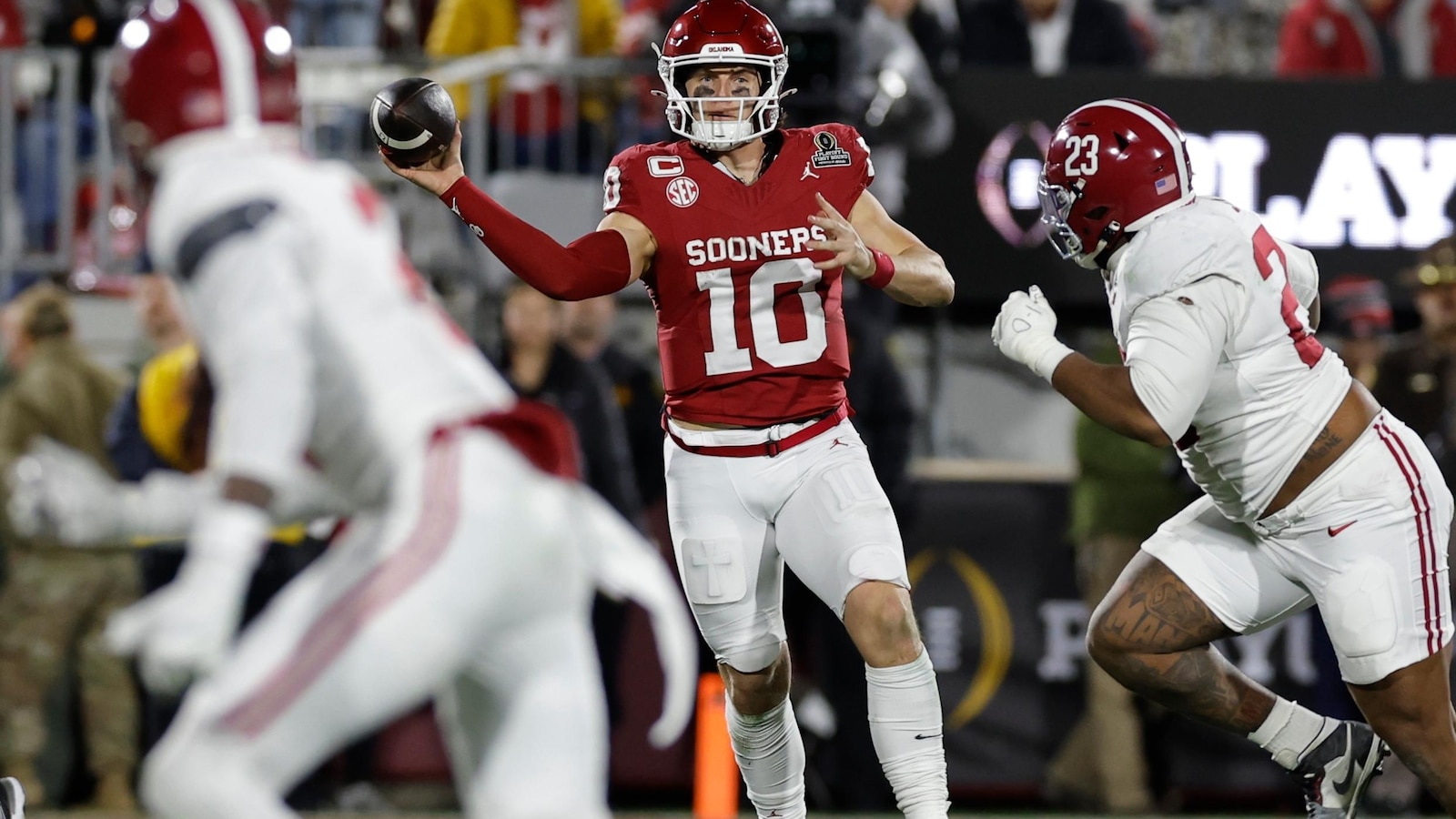 50 Cent’s “Many Men” brengt het publiek in Oklahoma in vervoering, Sooners scoren twee plays later