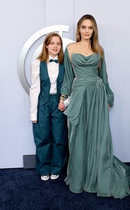 Angelina Jolie Daughter Vivienne Show Off Coordinating Looks At 2024 Angelina Jolie Daughter Vivienne Show Off Coordinating Looks At 2024