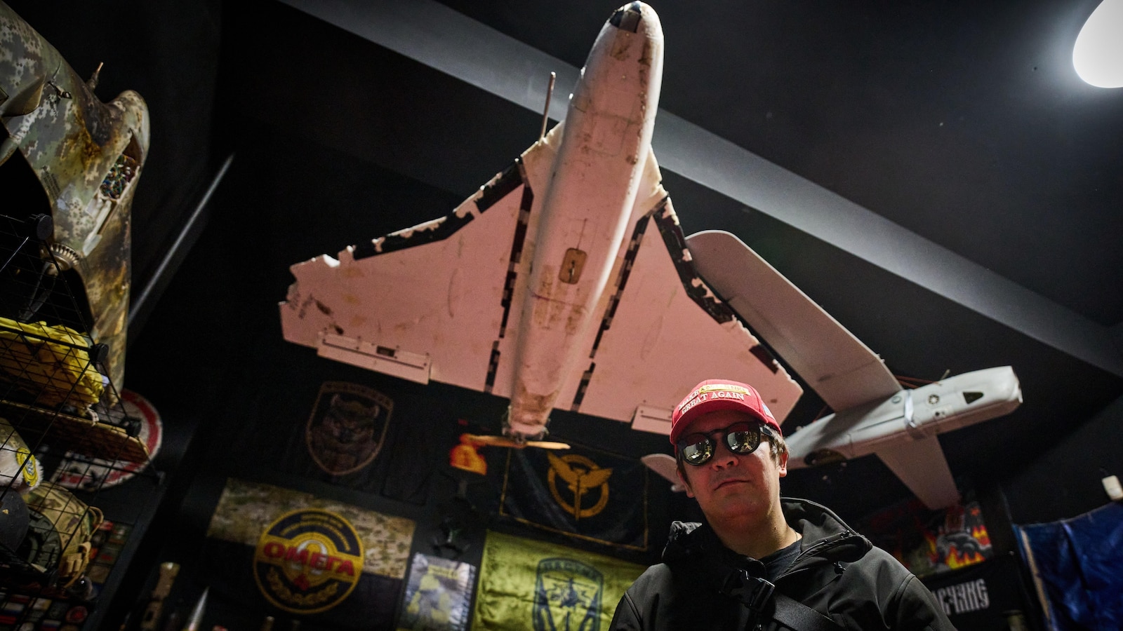 Колекцията на художника от бойното поле улавя живия опит от съпротивата на Украйна срещу инвазията