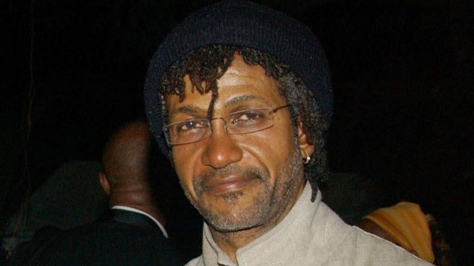 Sly Dunbar, de legendarische reggaedrummer op nummers van Bob Marley en Bob Dylan, sterft op 73-jarige leeftijd