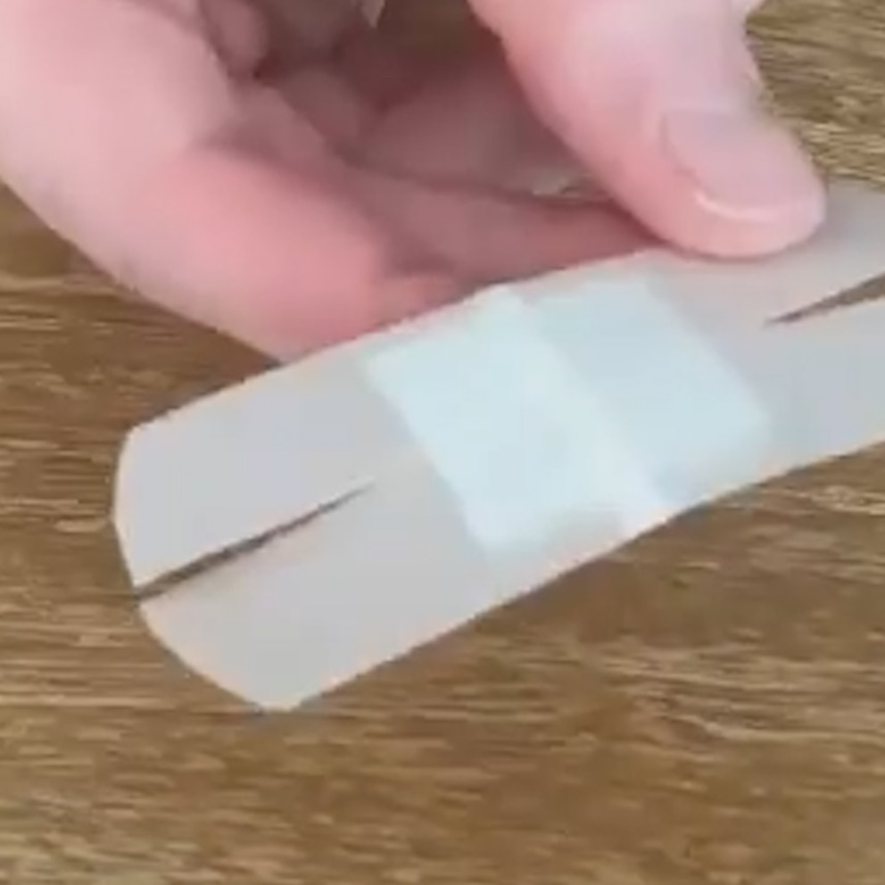 Video This mom has a genius BandAid hack ABC News