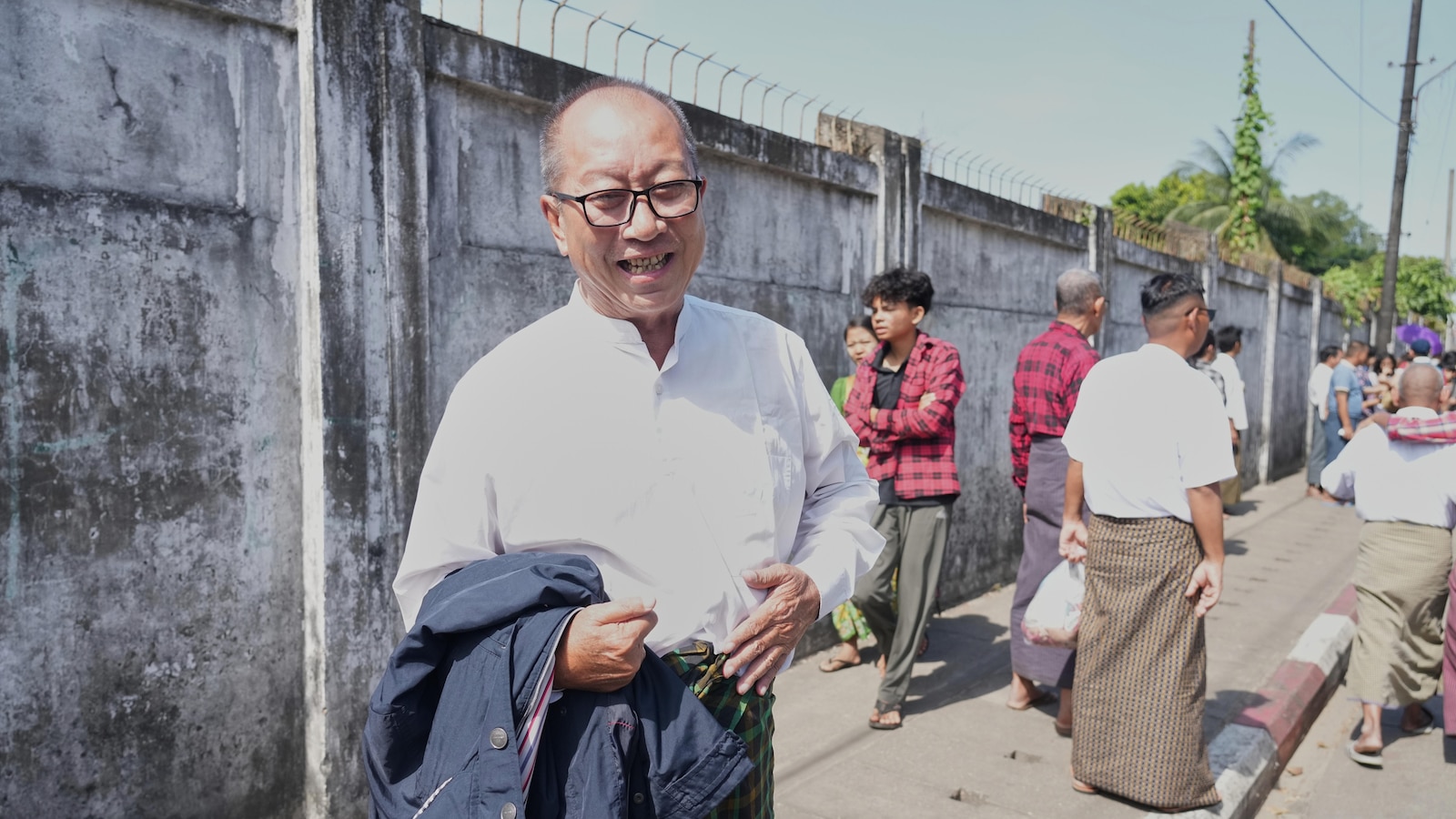 إطلاق سراح السجناء السياسيين بموجب عفو جماعي في ميانمار