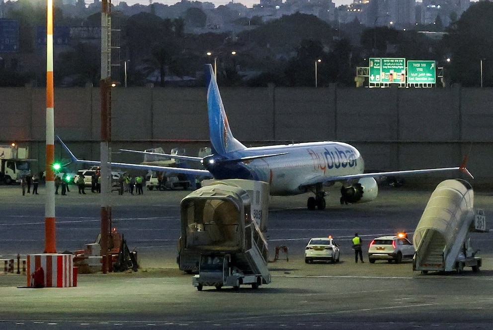 PHOTO: A plane, carrying passengers who were on the FlyDubai aircraft bound for Israel from the United Arab Emirates on the tarmac as it arrives at the Ben Gurion International Airport, in Lod, near Tel Aviv, Israel, Sept. 30, 2026.