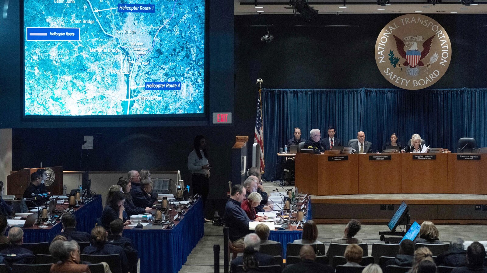 NTSB to highlight what led to a deadly midair collision near Washington