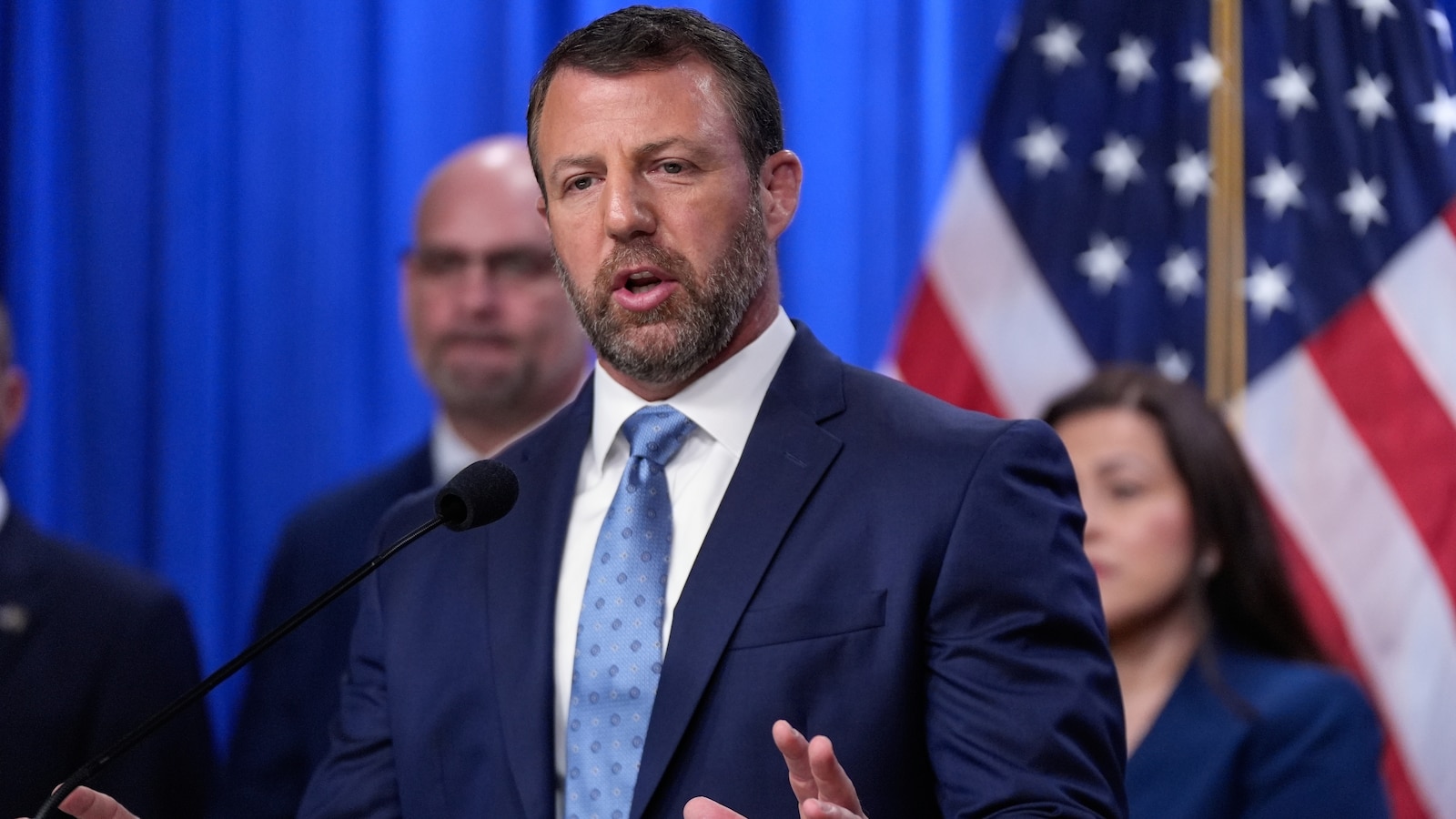  Trump administration identifies super-sponsors of migrant children in a possible prosecution tack