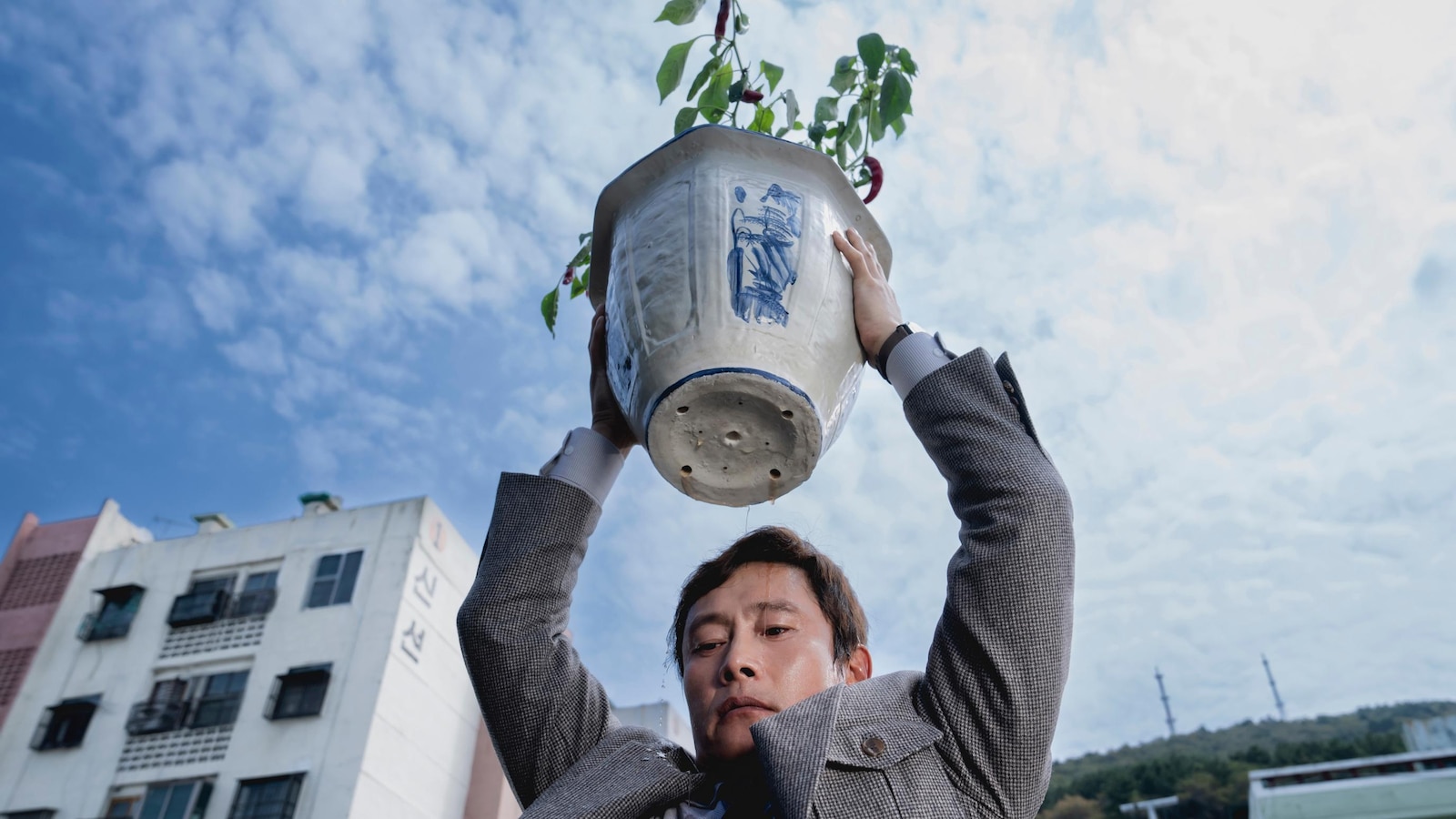 Movie Review: The Korean satire 'No Other Choice' is a masterful thriller from Park Chan-wook