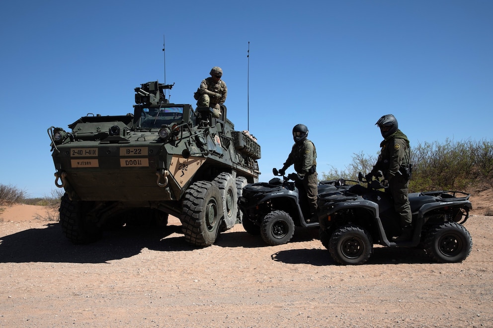 PHOTO: Joint Task Force leadership visits the New Mexico National Defense Area