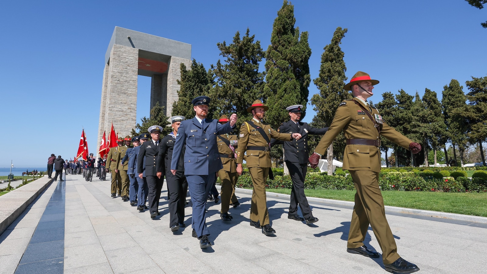 Australia and New Zealand gather in Turkey to commemorate WWI battle