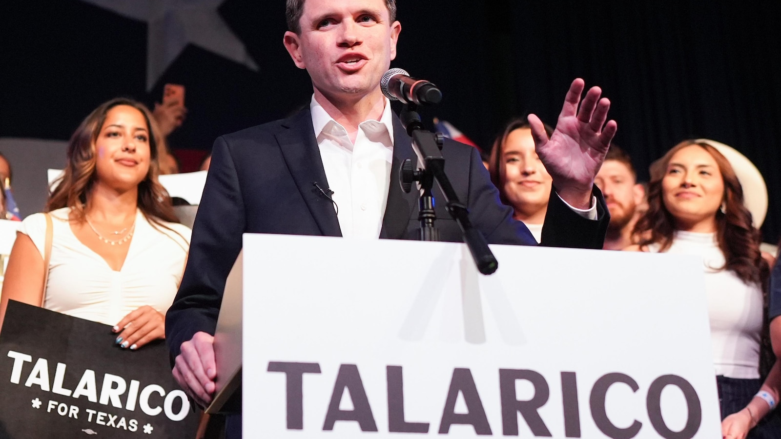 Texan James Talarico menjadi wajah baru harapan pemilihan menengah Demokrat setelah kemenangan primer Senat Texan James Talarico menjadi wajah baru harapan pemilihan menengah Demokrat setelah kemenangan primer Senat