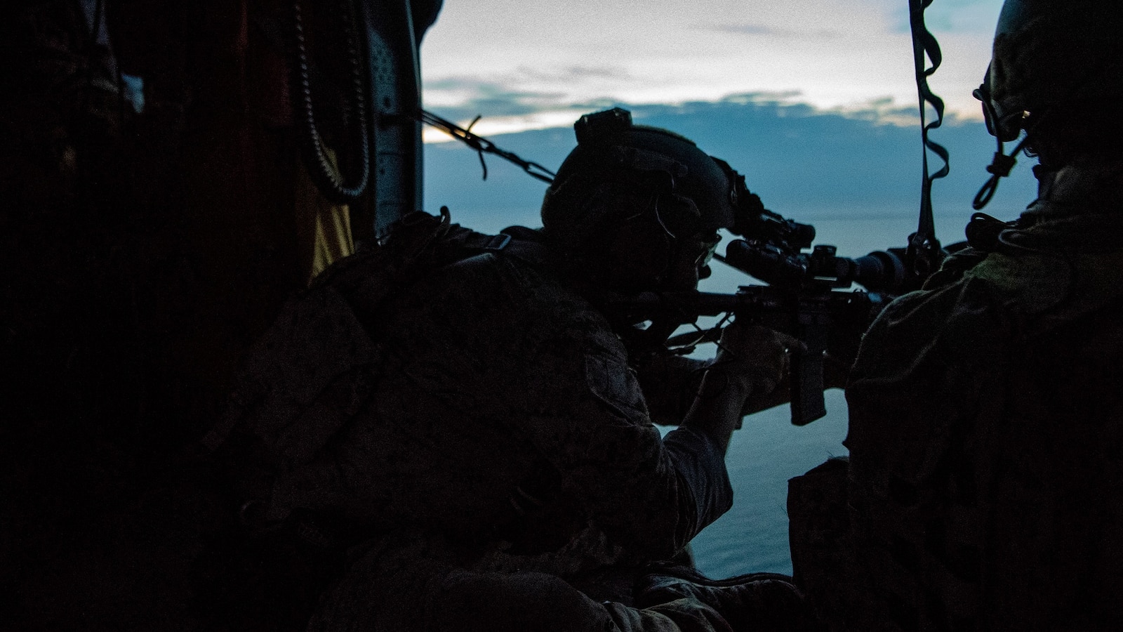 Trump popiera vedomosť o tajnej akcii SEAL Team 6 v Severnej Kórei s obeťami na životoch