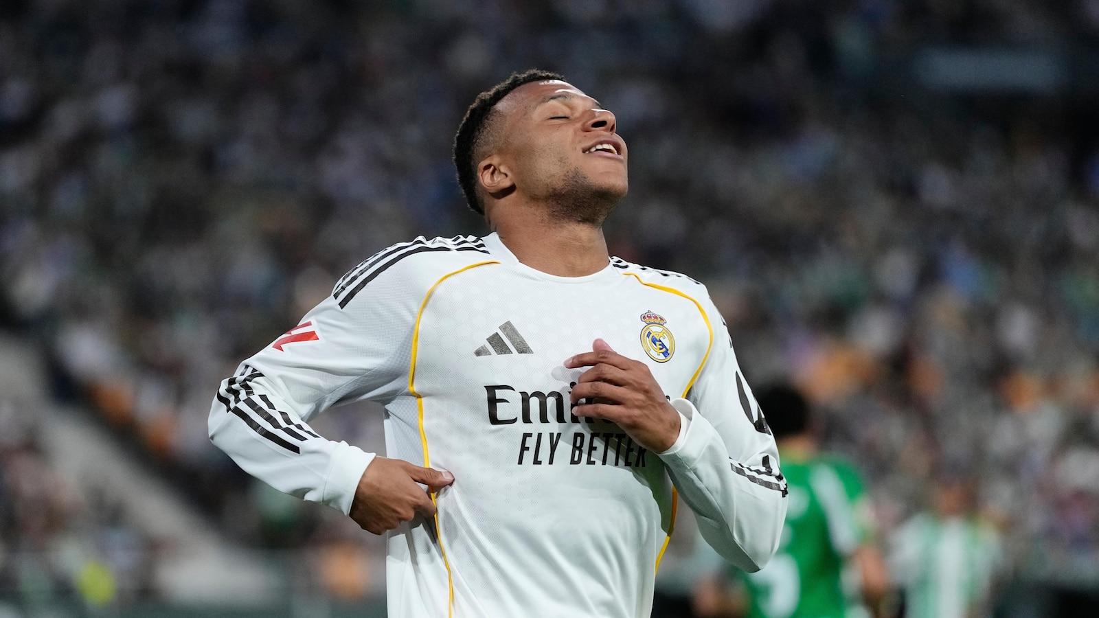 Mbappé diagnosed with hamstring injury 2 weeks ahead of Spanish league clasico against Barcelona