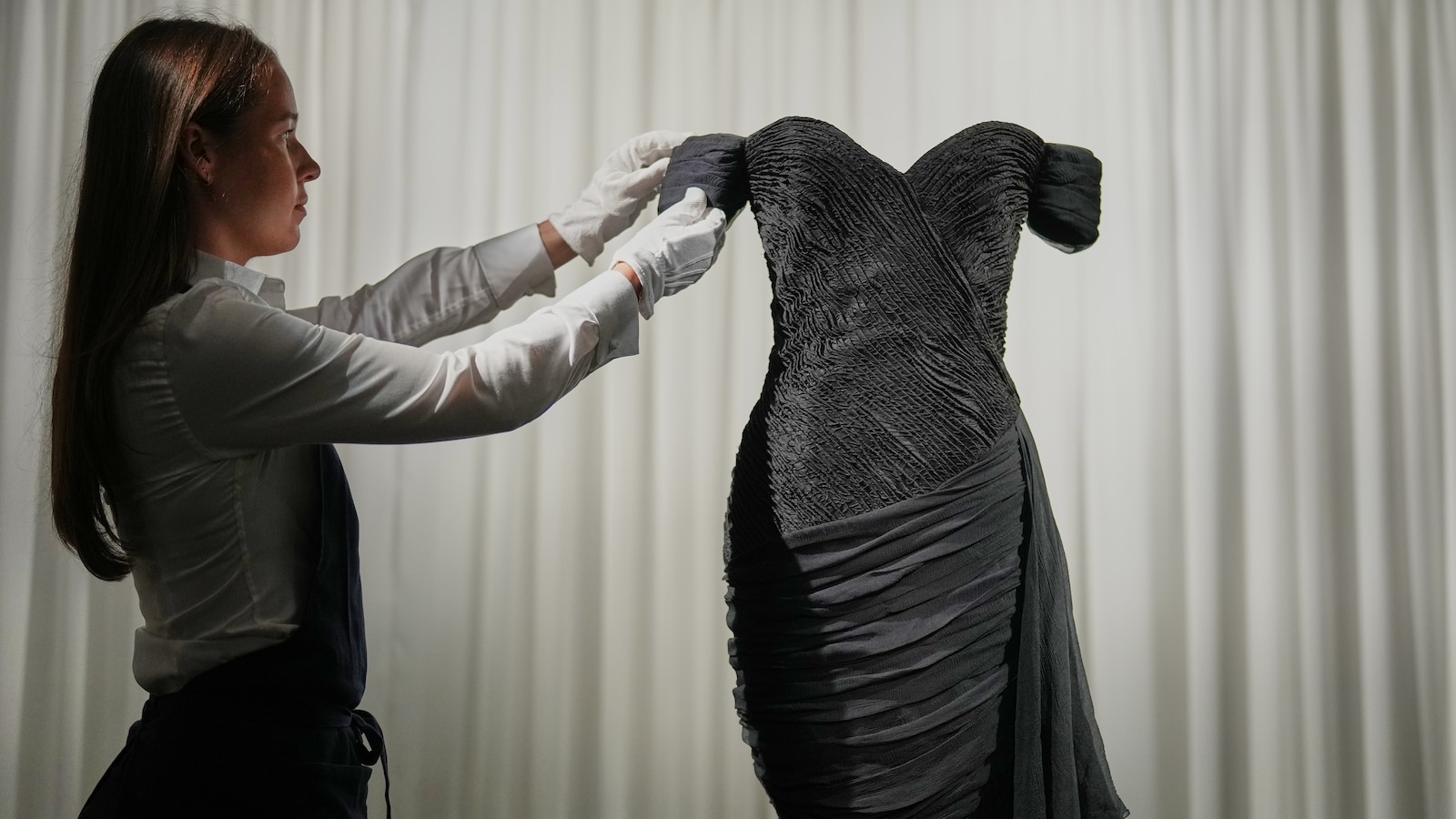 Revenge has rarely been so stylish. A striking black dress worn by the late Princess Diana on the day her estranged husband publicly admitted adultery is going up for auction, with a presale estimate of up to $300,000. Read more: