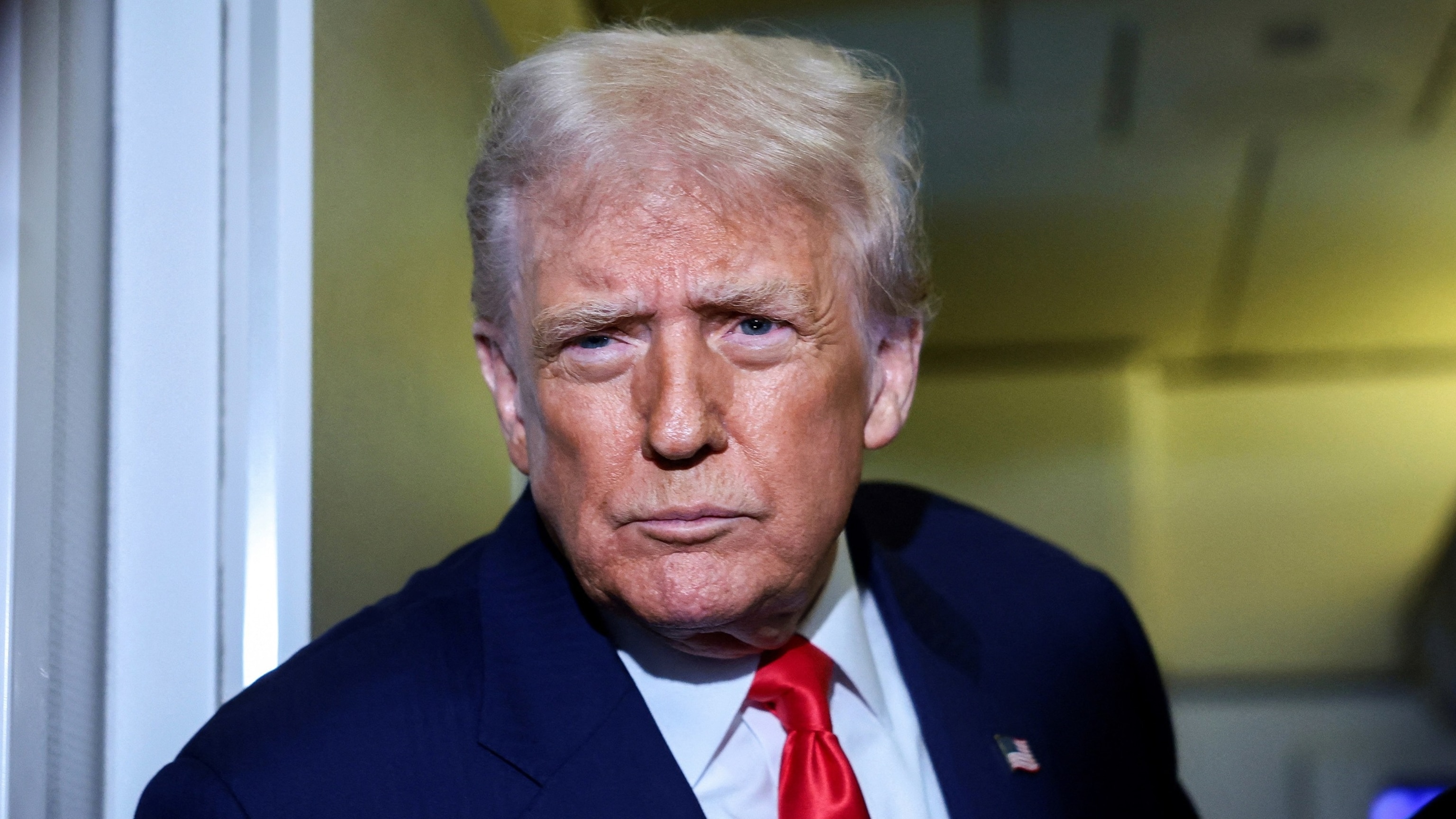 Americans increasingly concerned about government shutdown, more blame Republicans and Trump than Democrats: Poll donald trump 8 rt gmh