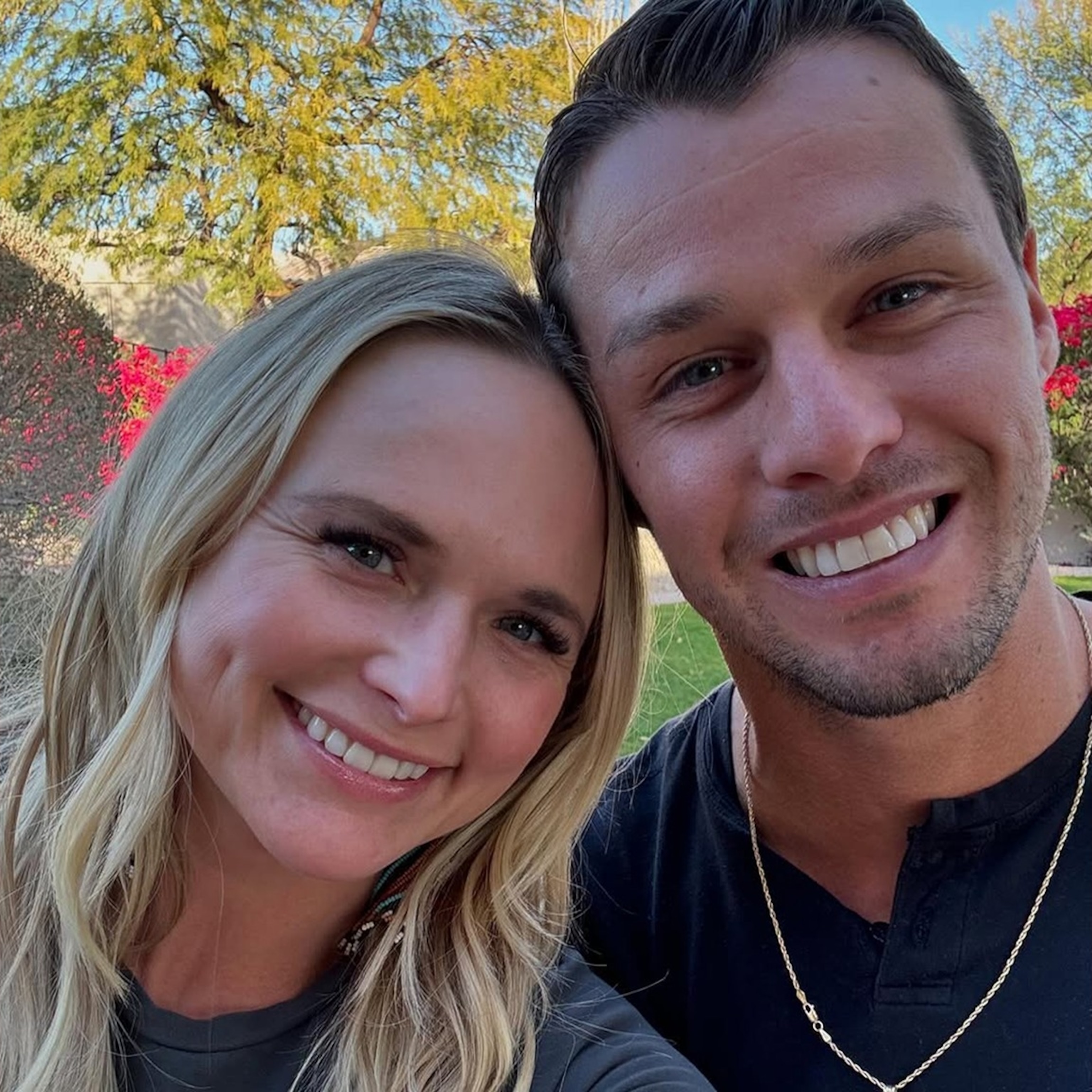 Miranda Lambert celebrates 6th wedding anniversary with Brendan