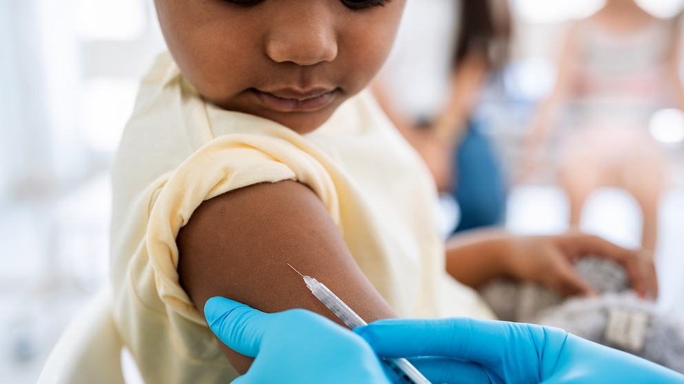 5 things for parents to know about changes to kids' vaccine schedule