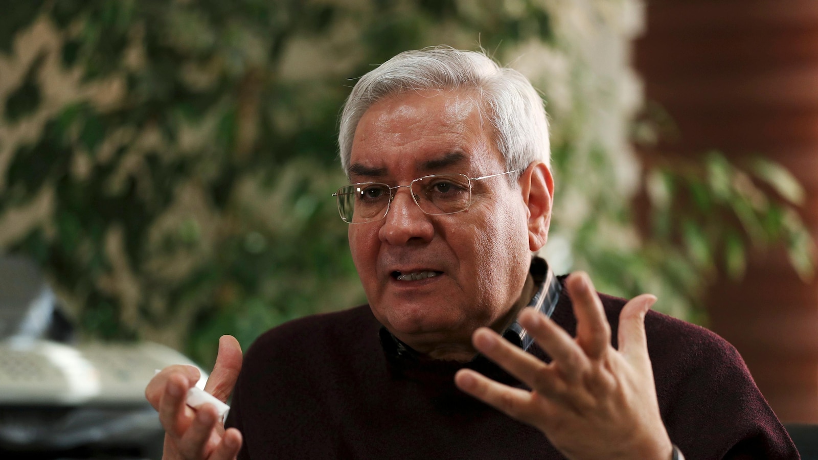 Иранските сили за сигурност започнаха кампания за арестуване на фигури