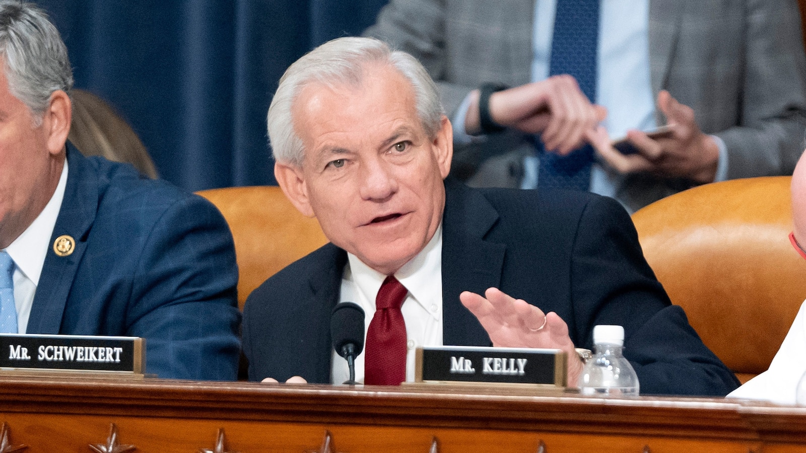  Congressional committee asks telecoms to do more to prevent scams as losses surge