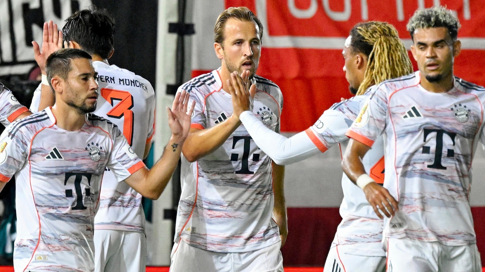 Bayern Munich narrowly beats third-tier Wehen Wiesbaden 3-2 German Cup