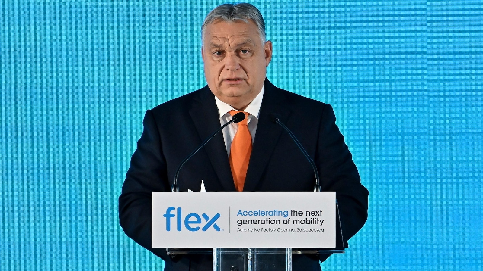 يلتقي رئيس الوزراء المجري فيكتور أوربان مع الرئيس الروسي فلاديمير بوتين في موسكو لإجراء محادثات حول الطاقة