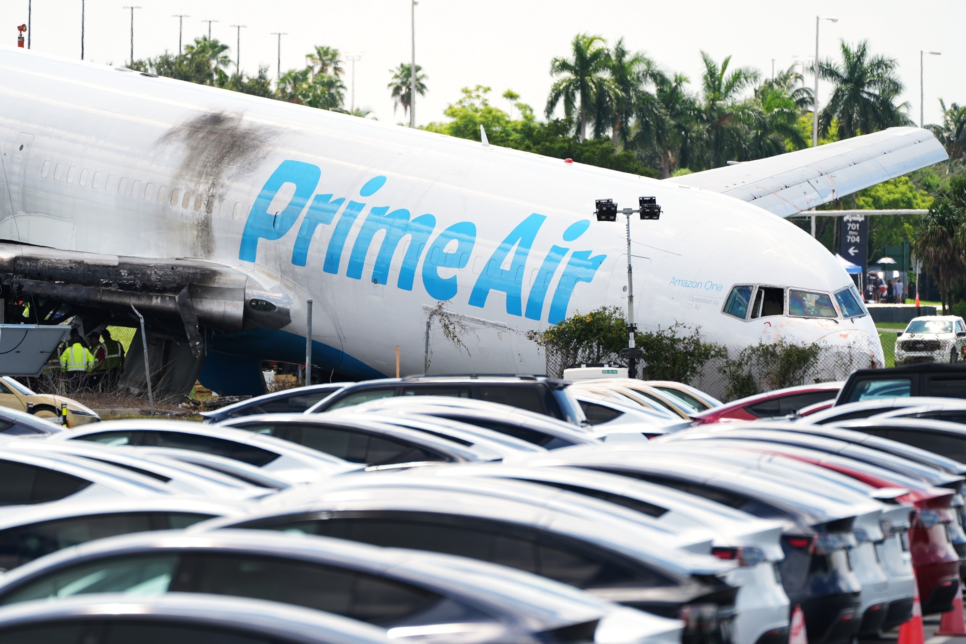 PHOTO: Amazon Plane Overruns Runway