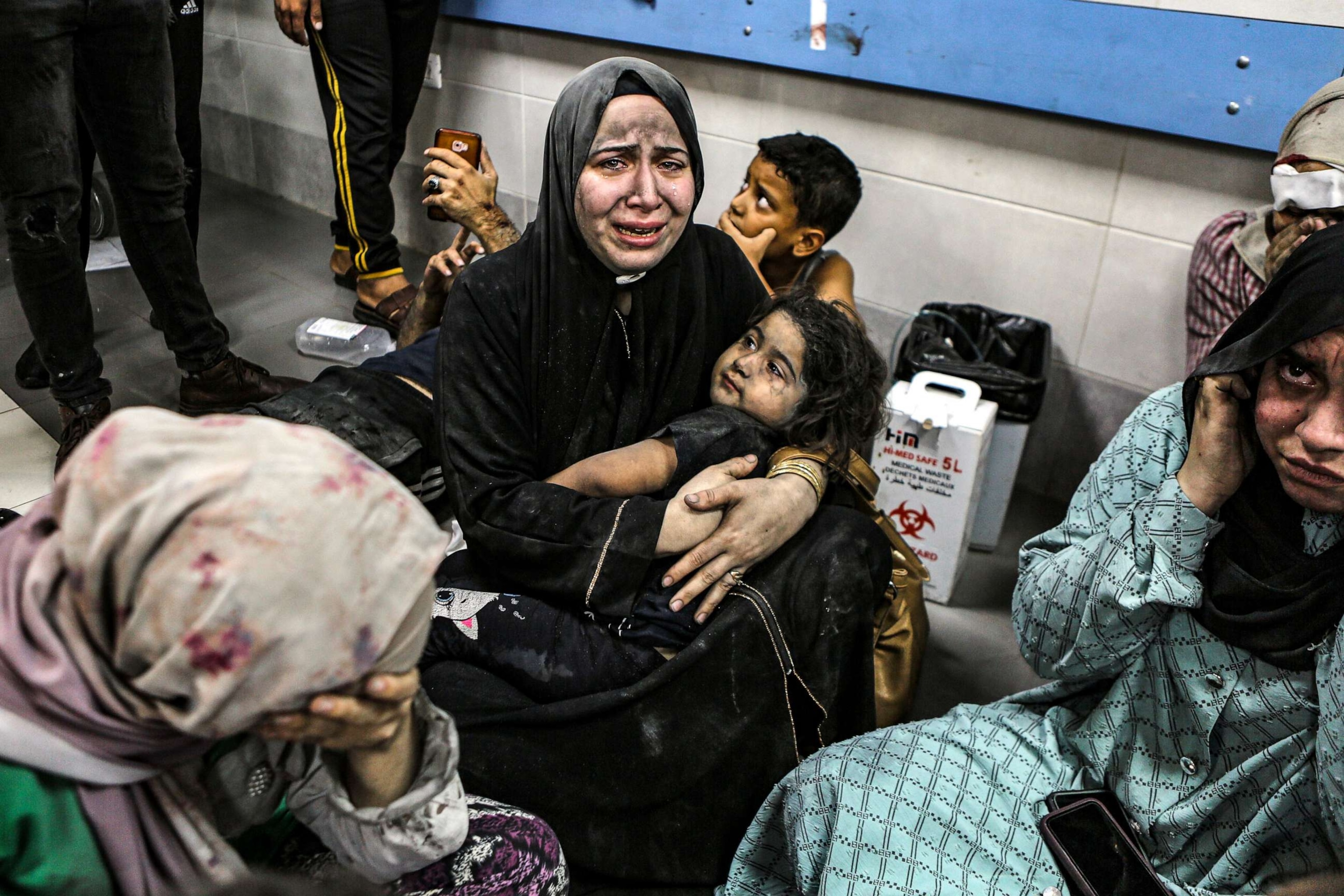 Hundreds killed in explosion at Gaza hospital: Gaza Health Ministry ...