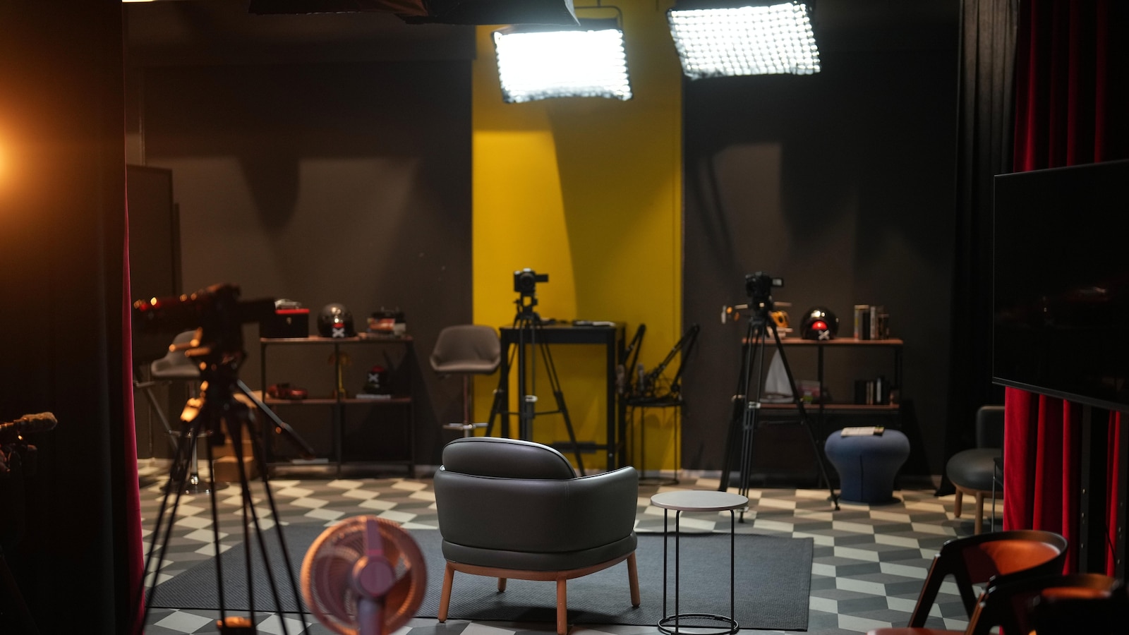 Турски съд осъди четири години затвор на журналиста Фатих Алтайли