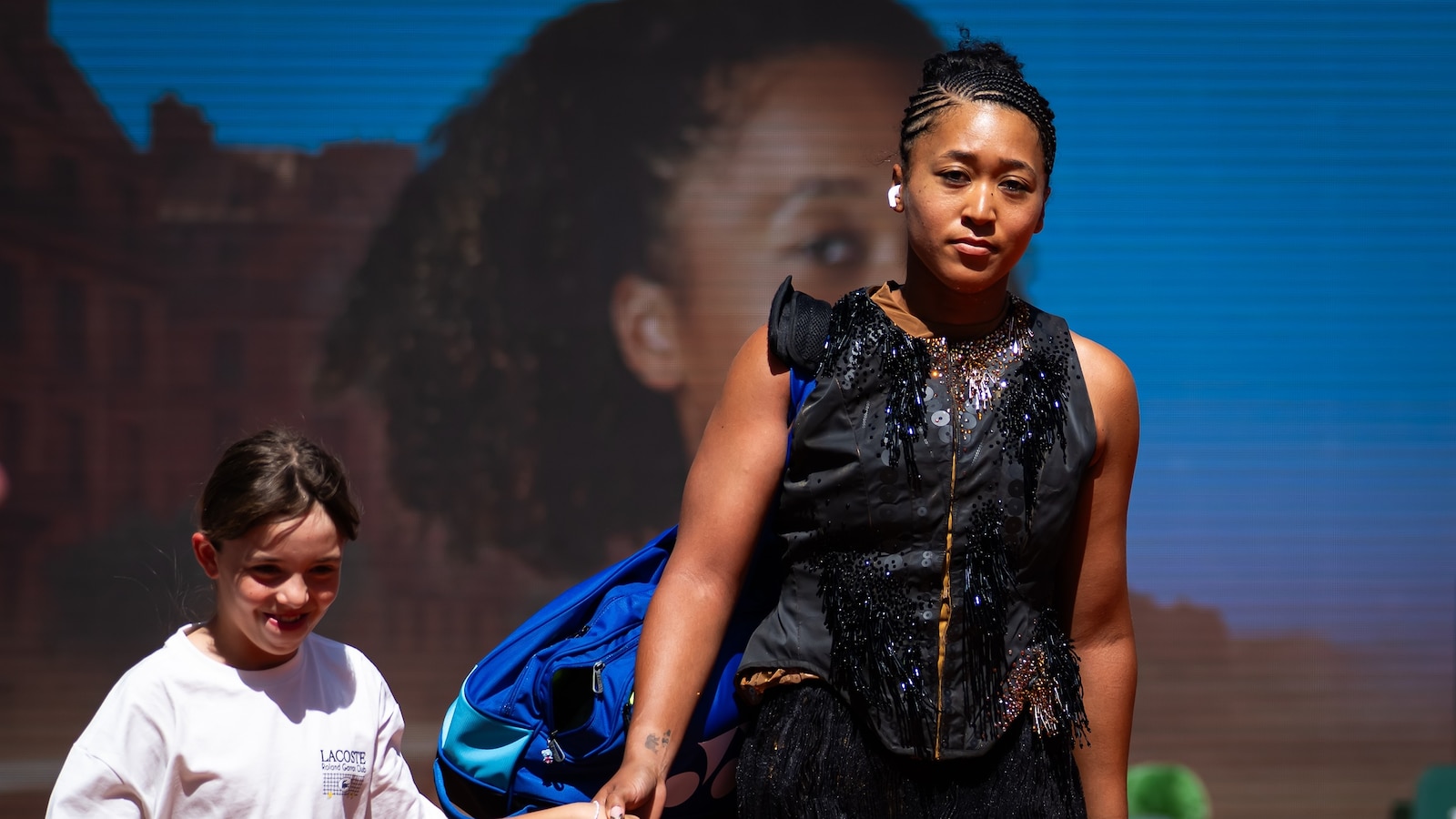 Naomi Osaka steps out in bold 'court-ture' look at 2026 French Open