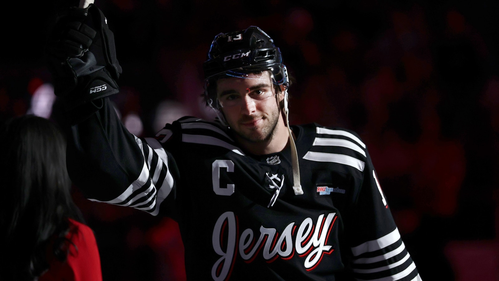 Nashville Predators sign Mavrik Bourque to six-year, $33 million contract after acquiring him from Dallas
