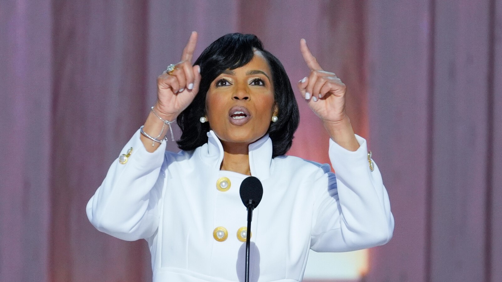  Two Black women could make US Senate history this election. But they strive to make a difference