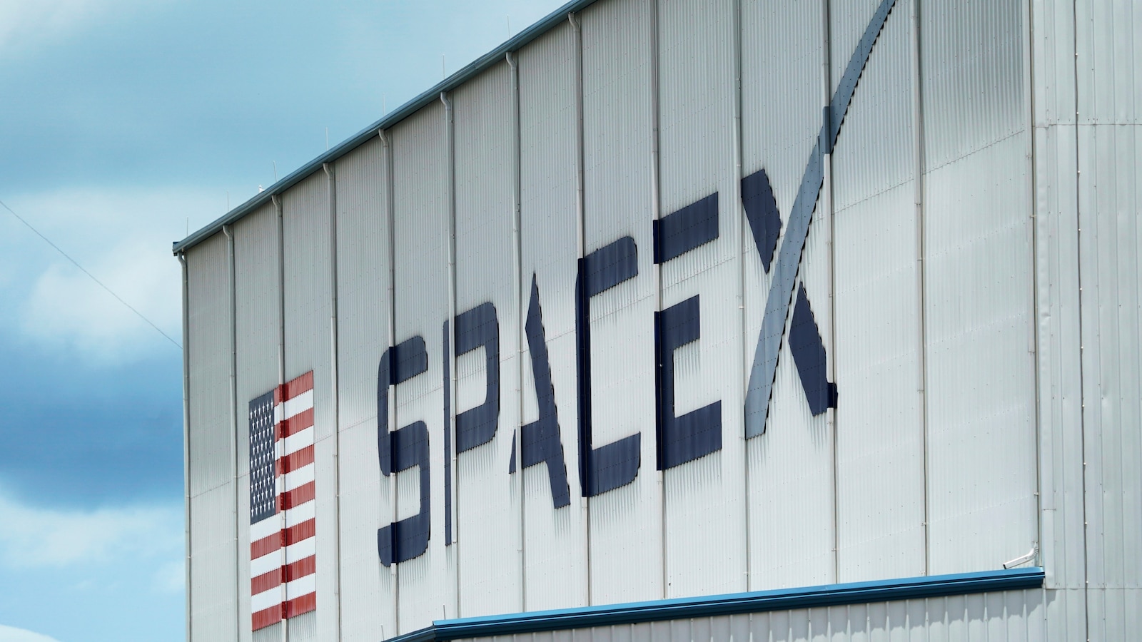 Виетнамската VinSpace подписва споразумение със SpaceX за изстрелване на първите си сателити през 2027 г.