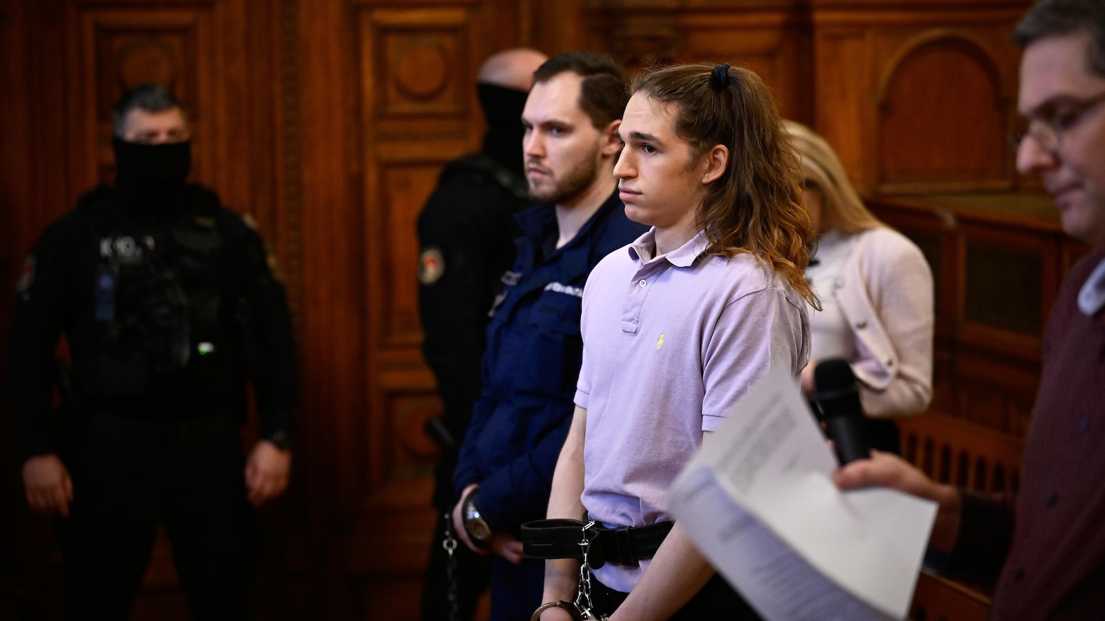 Унгарски съд осъди германски антифашистки активист за участие в нападения