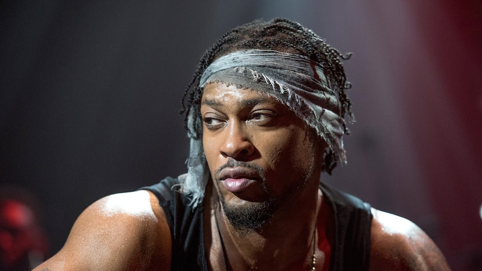 R&B legend D'Angelo dies at 51 - ABC News