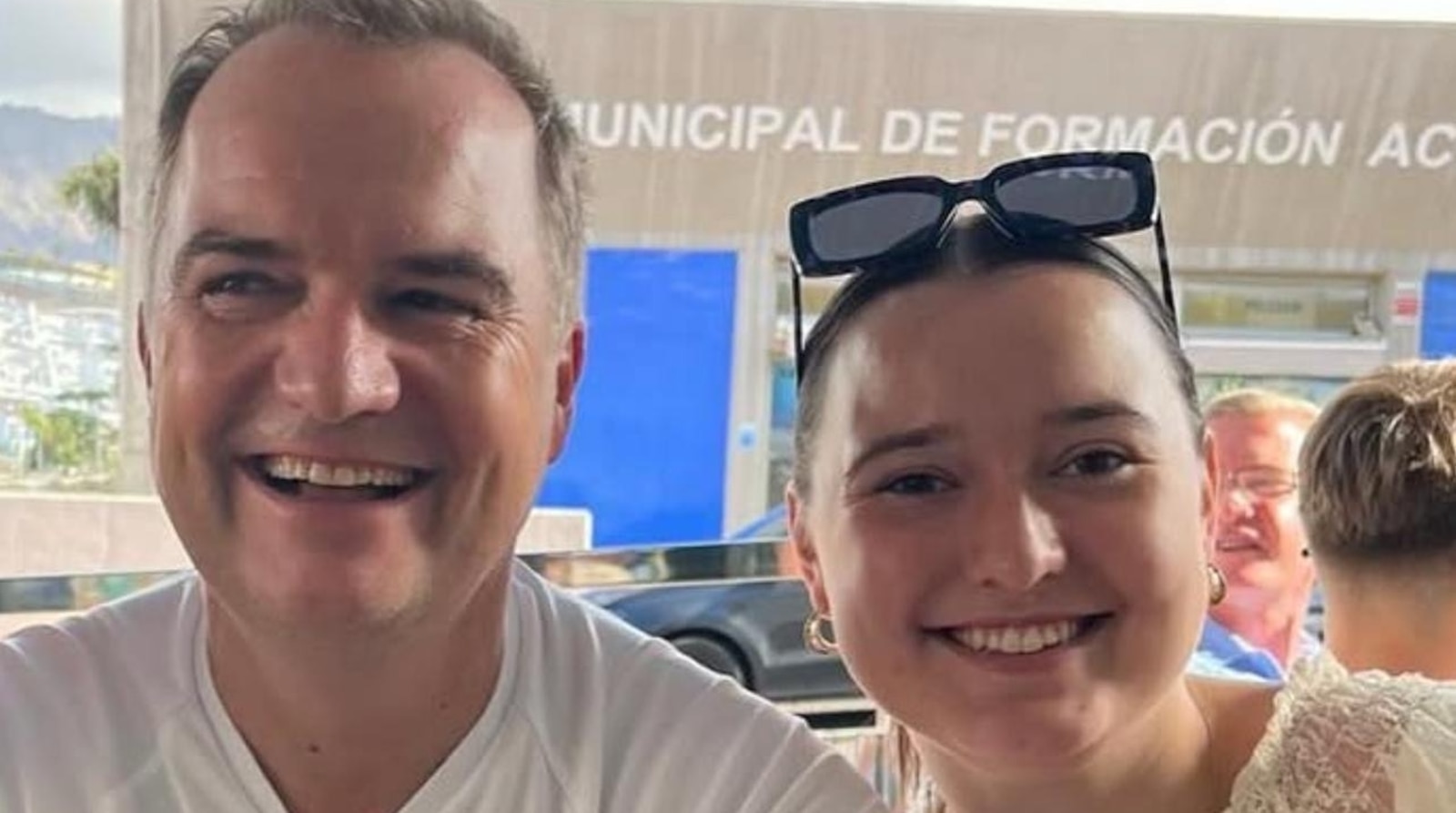 Father and daughter killed in plane crash carrying hurricane relief supplies to Jamaica