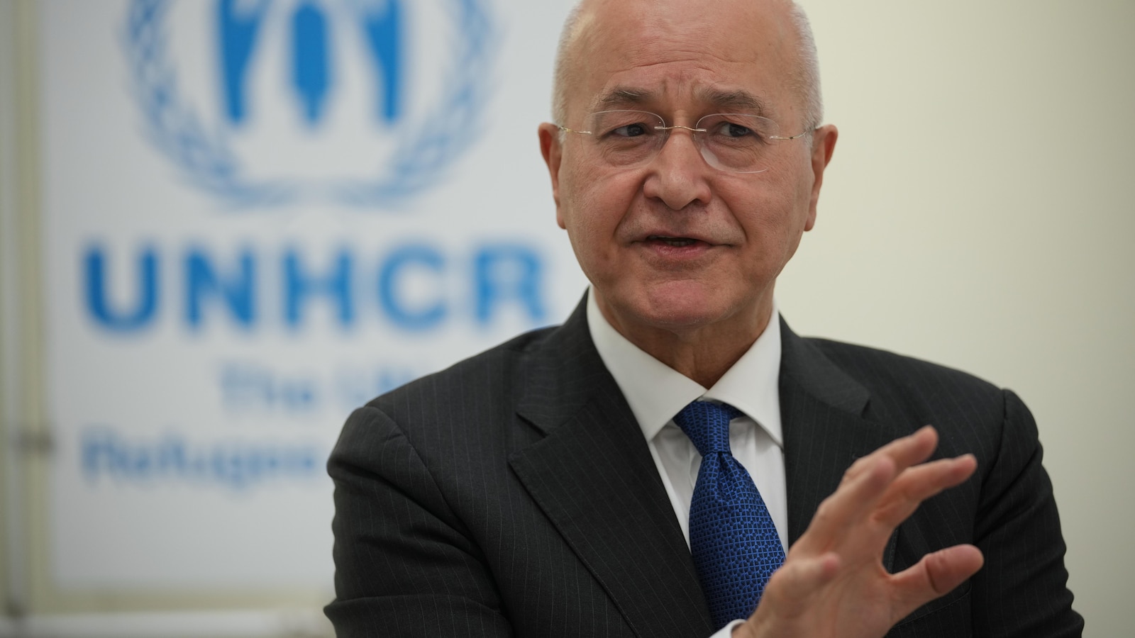 Първият бежанец който ръководи агенцията за бежанците U N казва
