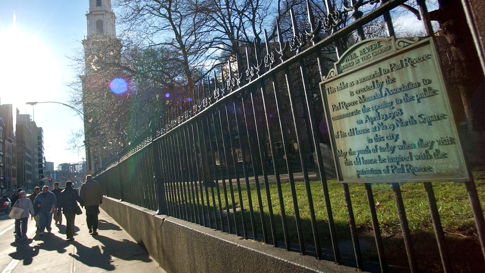 Nature walks are good for you, but can a city stroll be just as good?