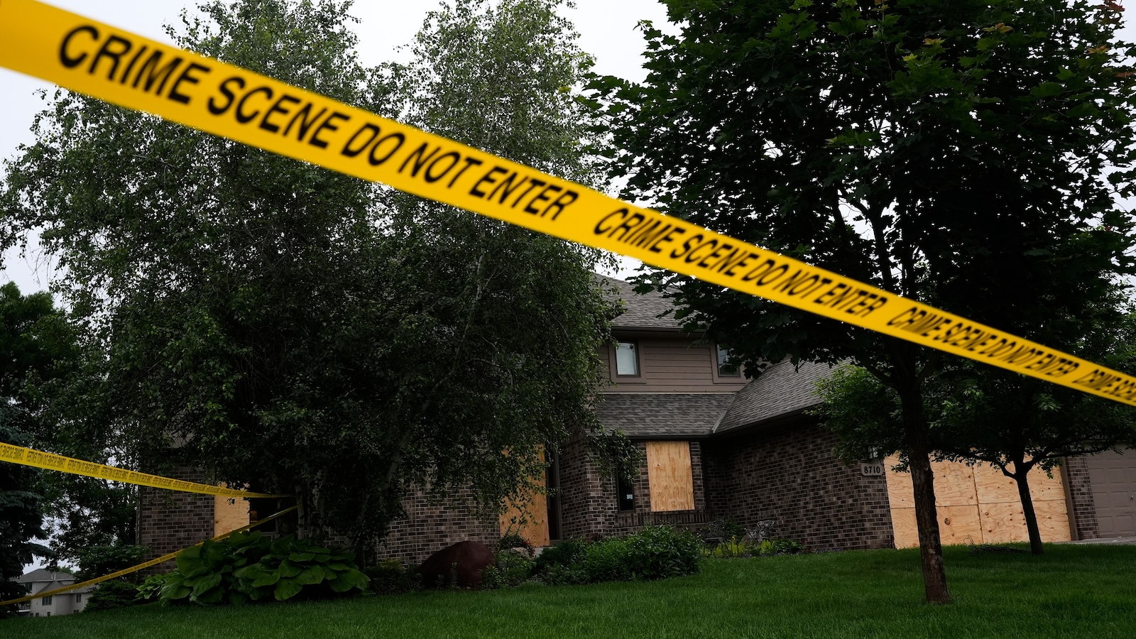 Minnesota lawmaker shooting suspect pleads not guilty in federal court ...