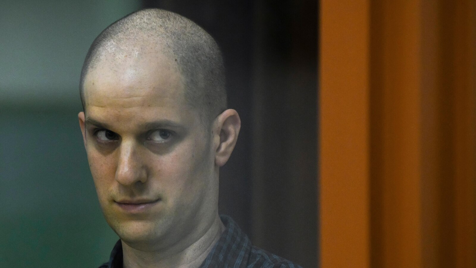  U.S. reporter Evan Gershkovich appear in court in Russia for hearing on espionage charges
