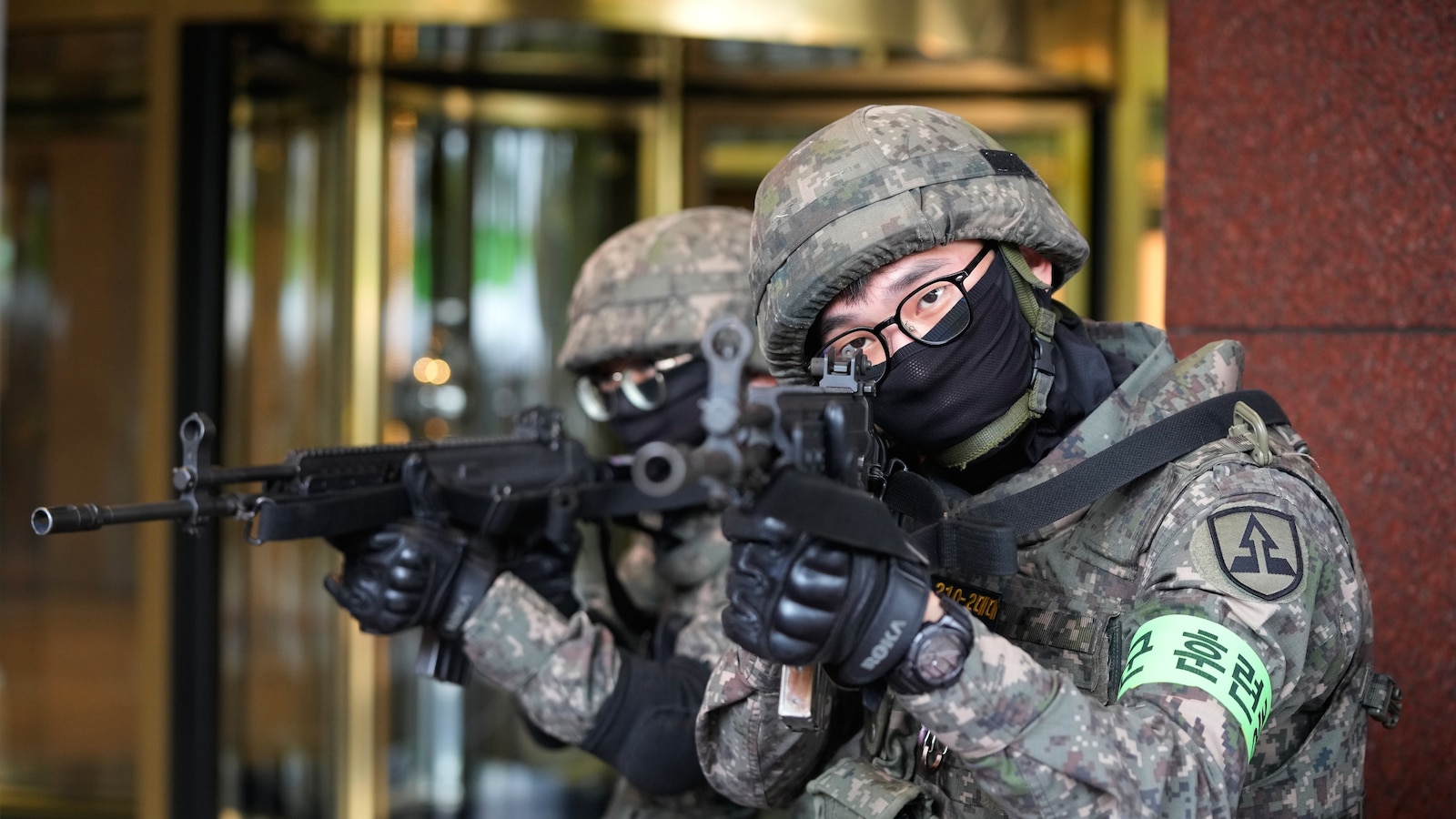 Американските и южнокорейските военни приключват рано ученията, ден след ракетния обстрел от Северна Корея