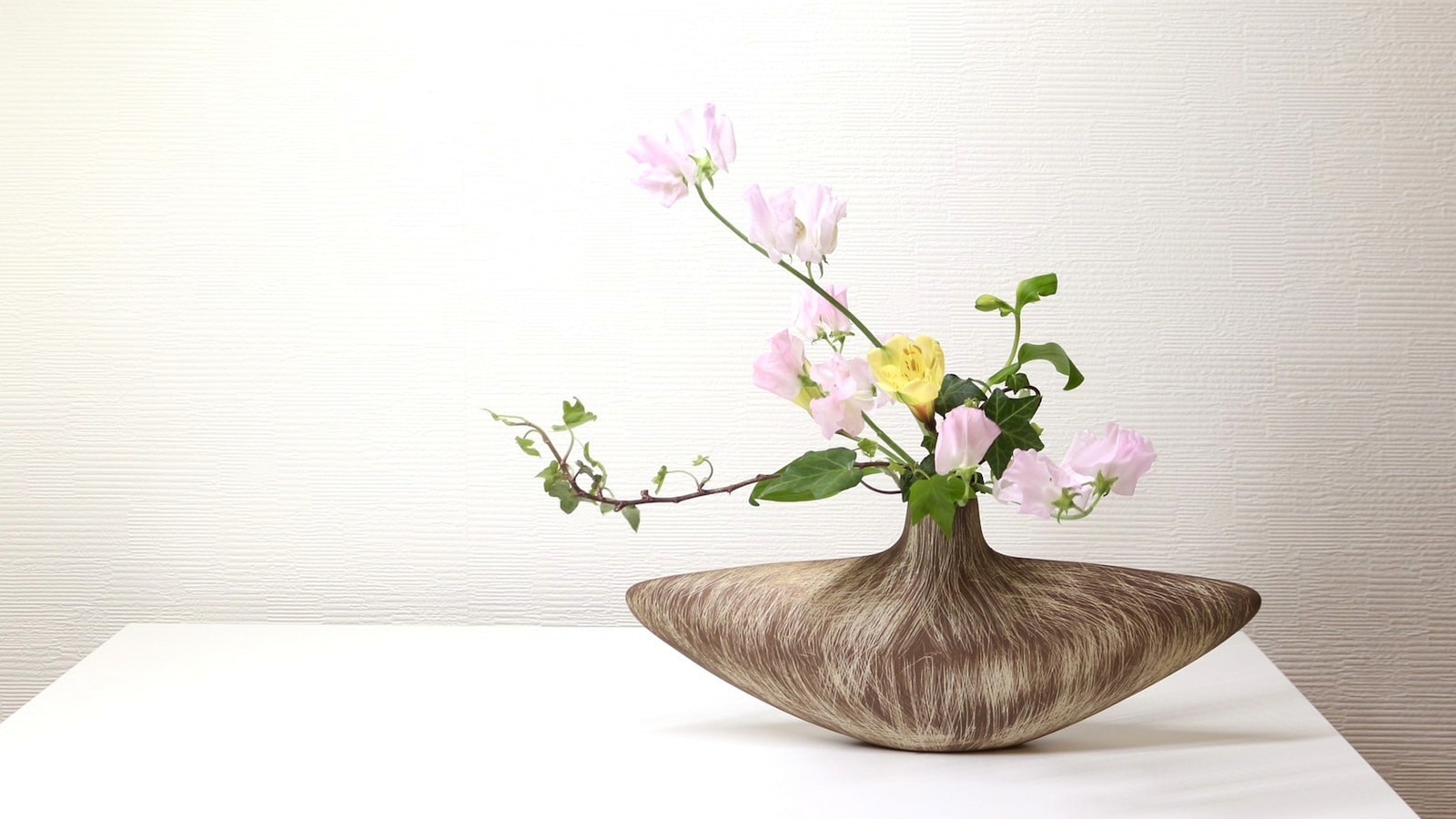 The centuries-old Japanese art of ikebana draws those seeking calm