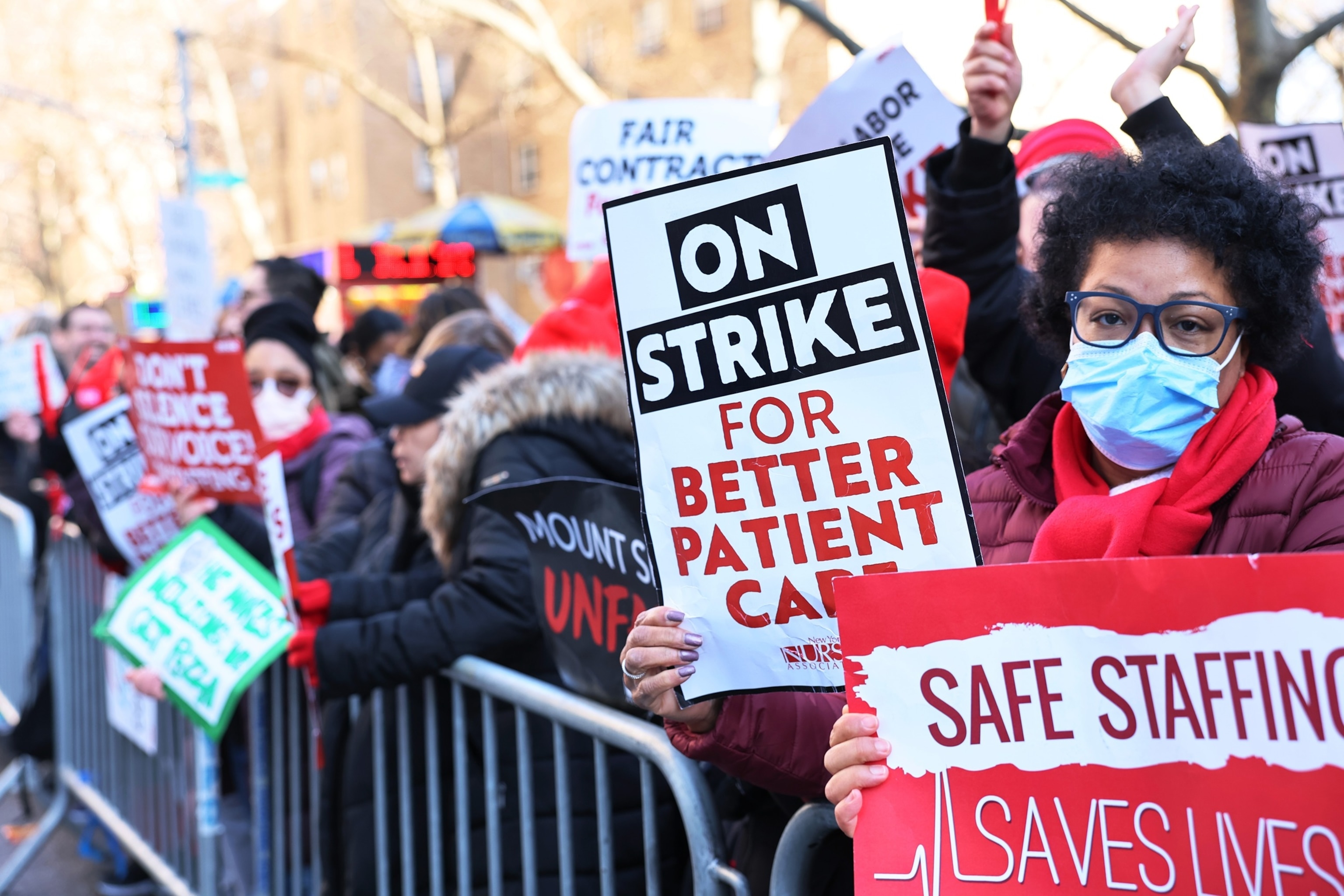  Nurses from Mount Sinai Hospital strike outside the hospital on Jan. 09, 2023, in the Upper East Side neighborhood of New York City