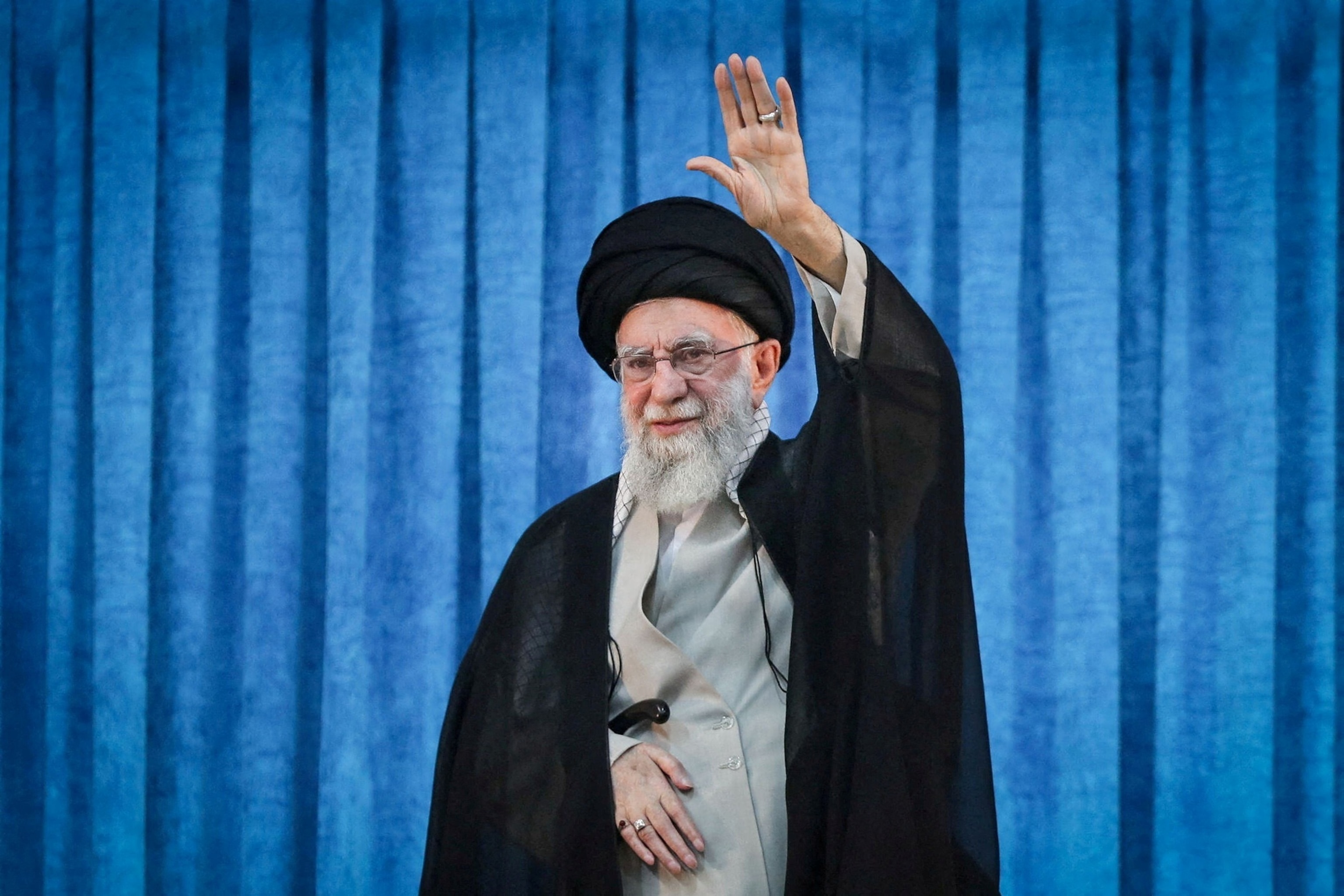 Khamenei 1 rt gmh 250617 1750177937088 hpMain