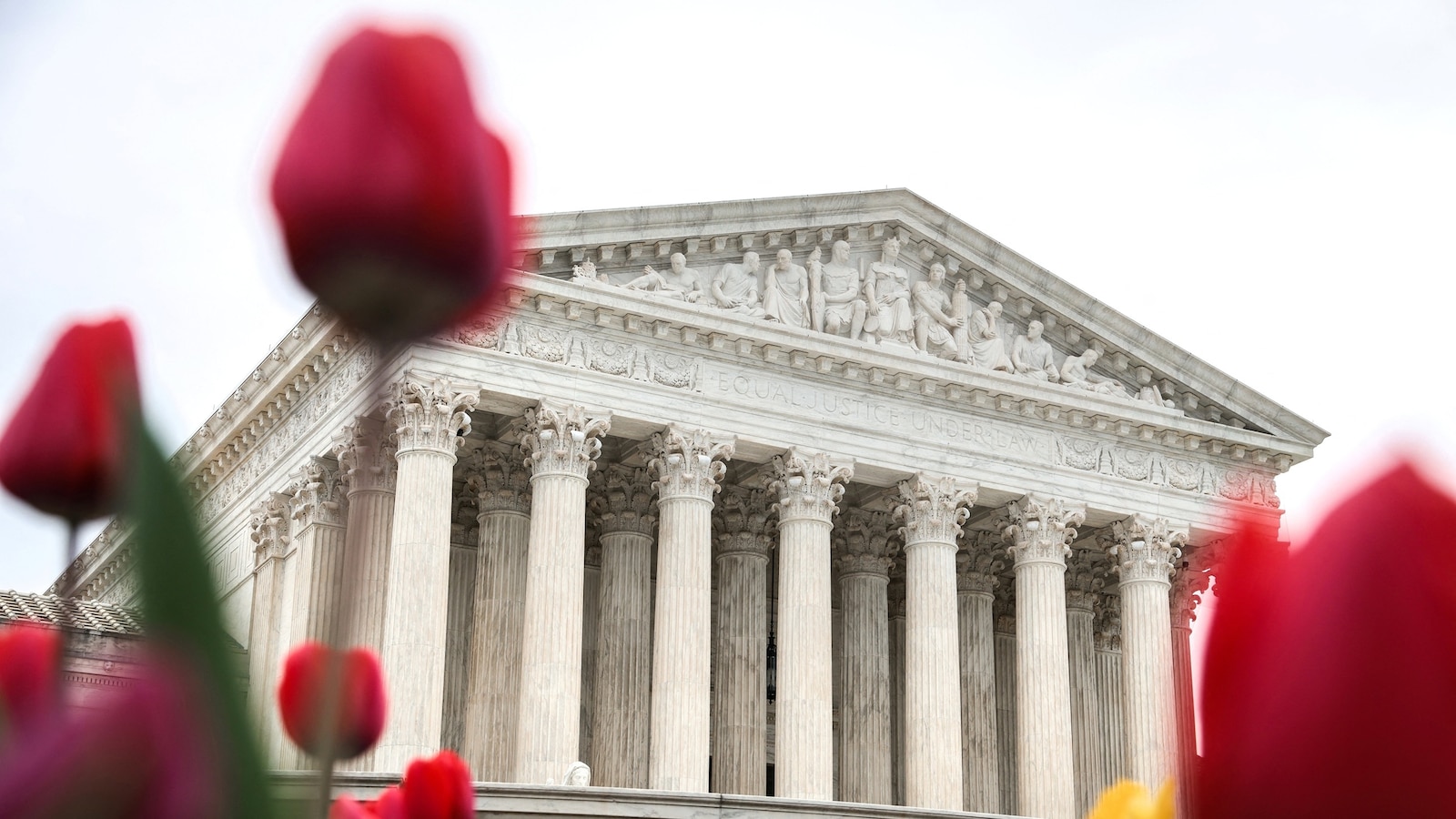 Supreme Court hears Trump bid to end birthright citizenship