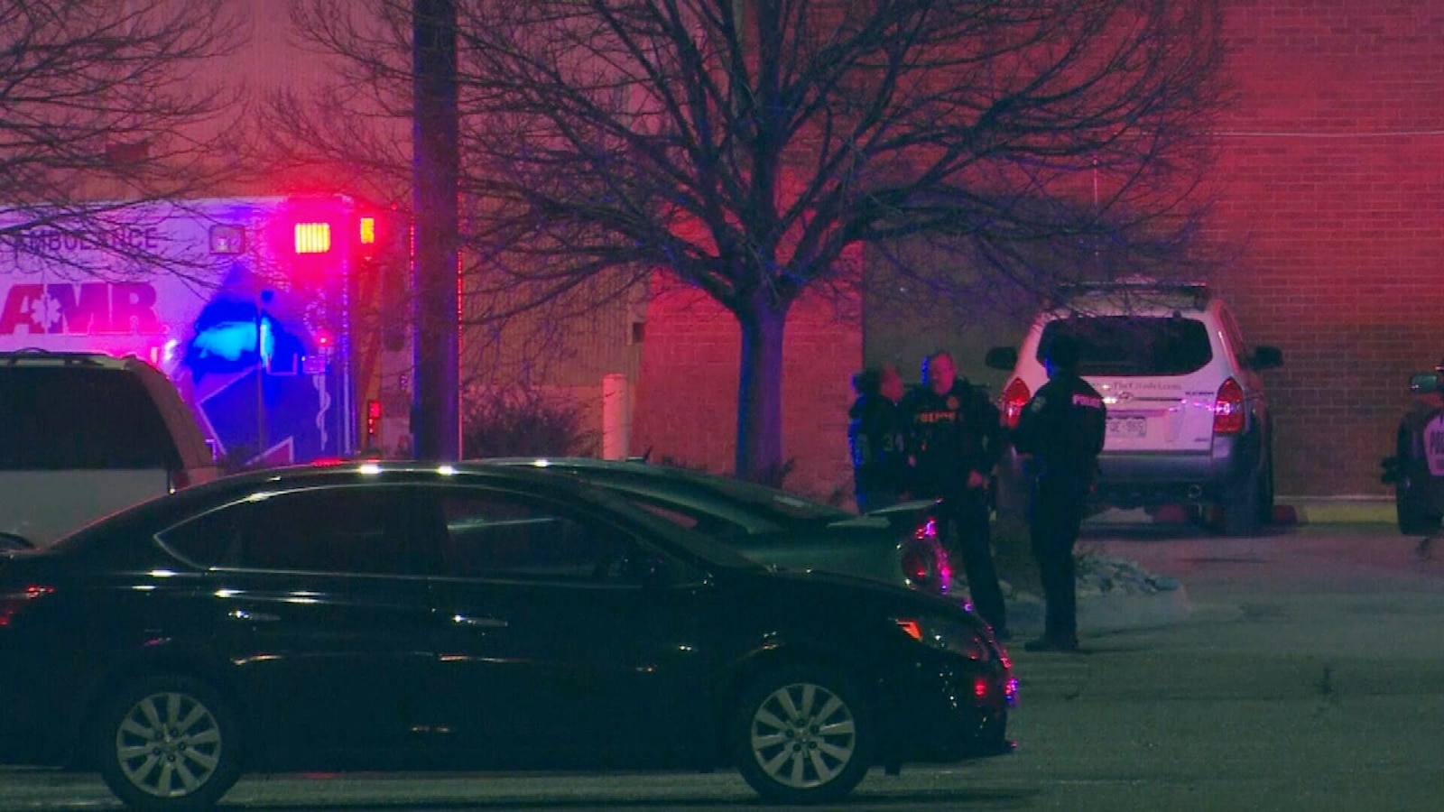 Search for suspects continues in Christmas Eve Colorado mall shooting