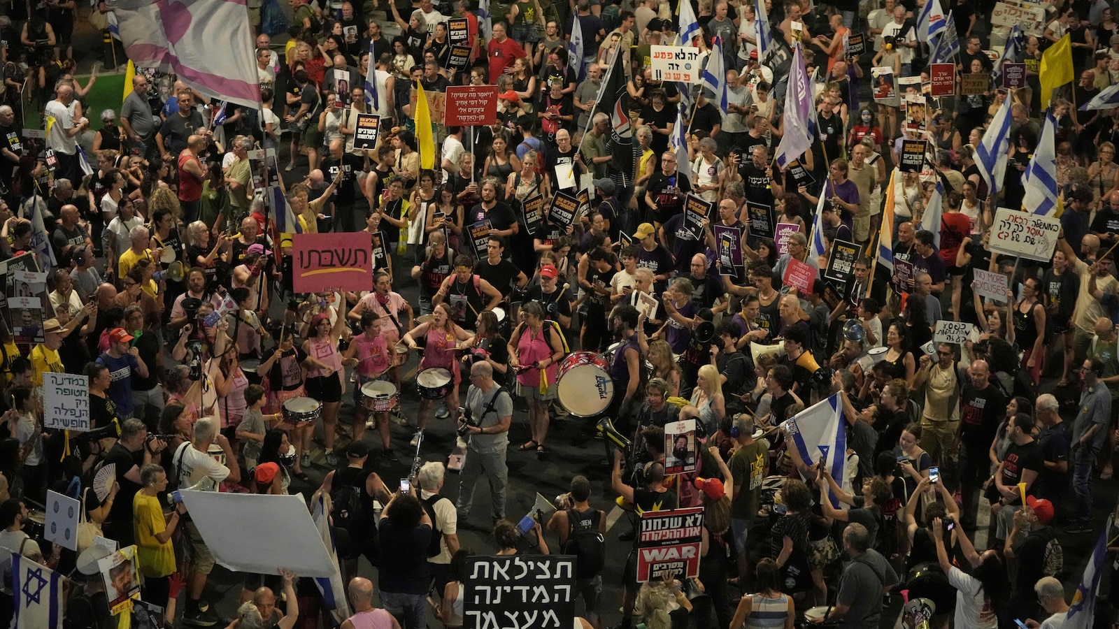 Protestors go on strike in Israel demanding ceasefire and hostage releases