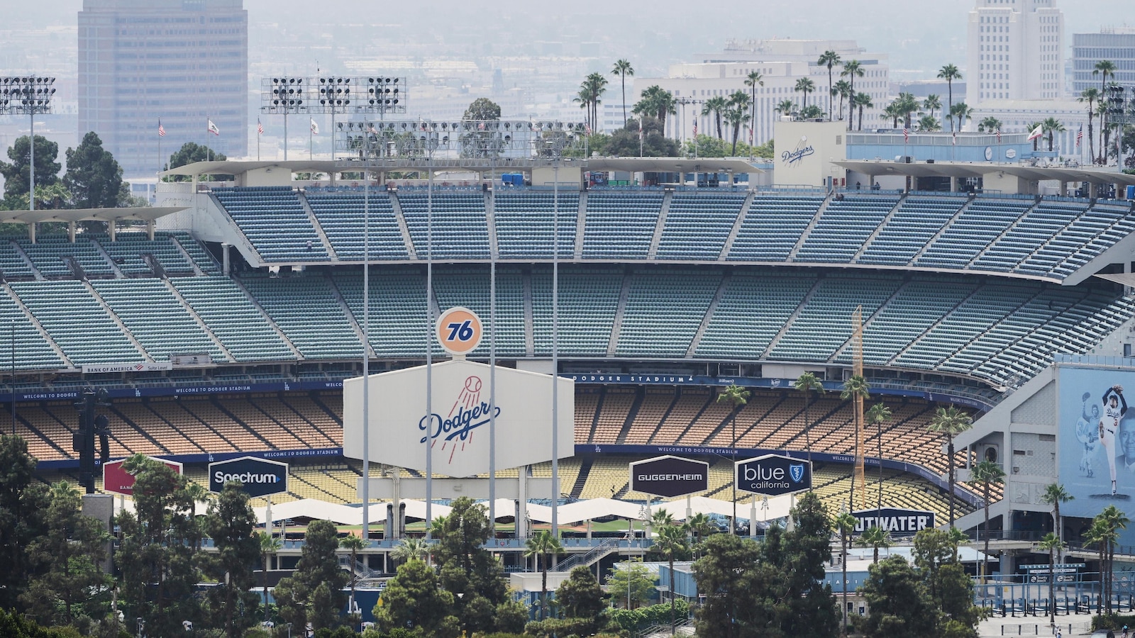 Los Angeles officials seek to halt proposed Dodger Stadium gondola
