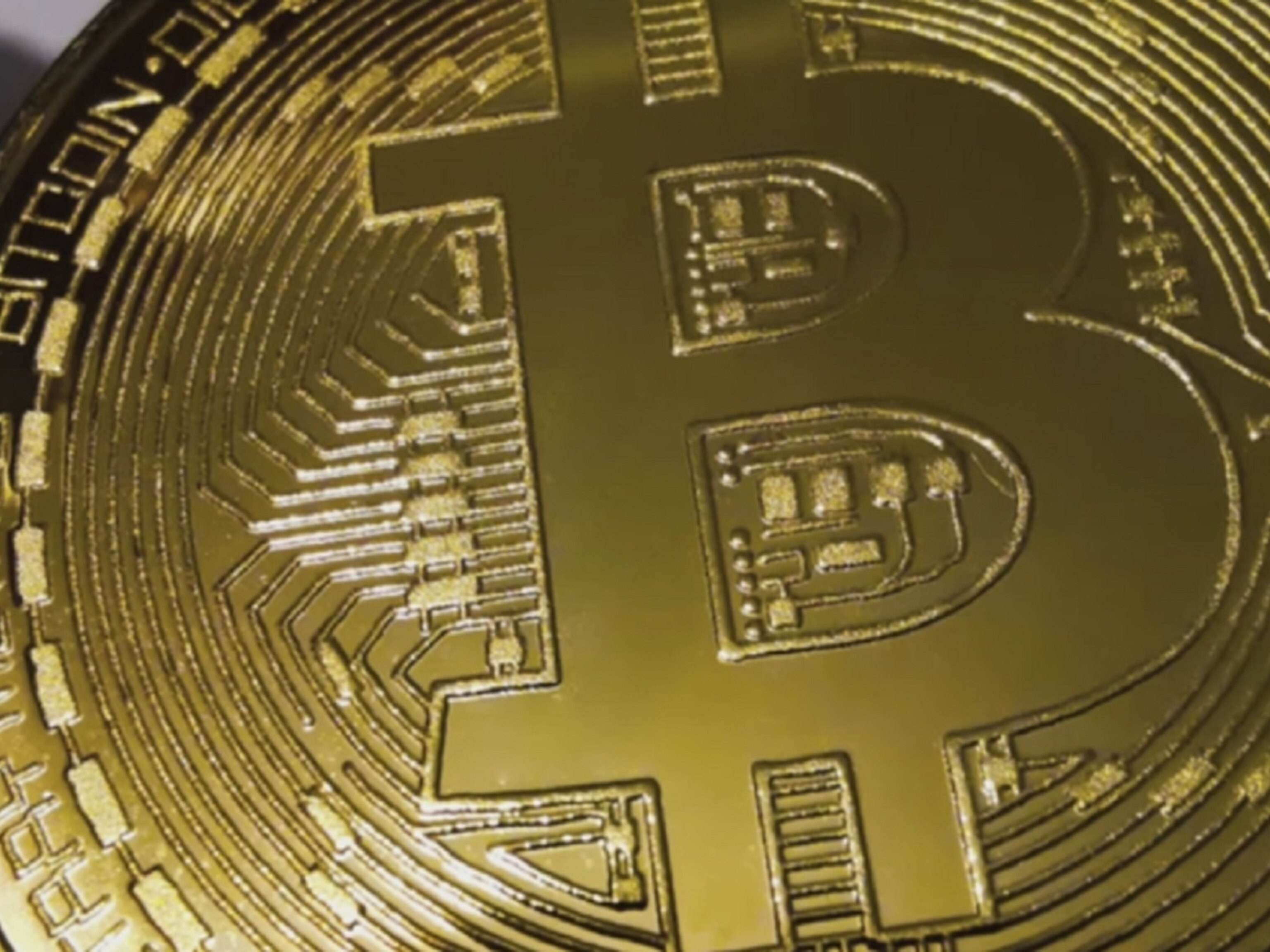 Should you add crypto to your retirement account? Experts weigh in - ABC  News