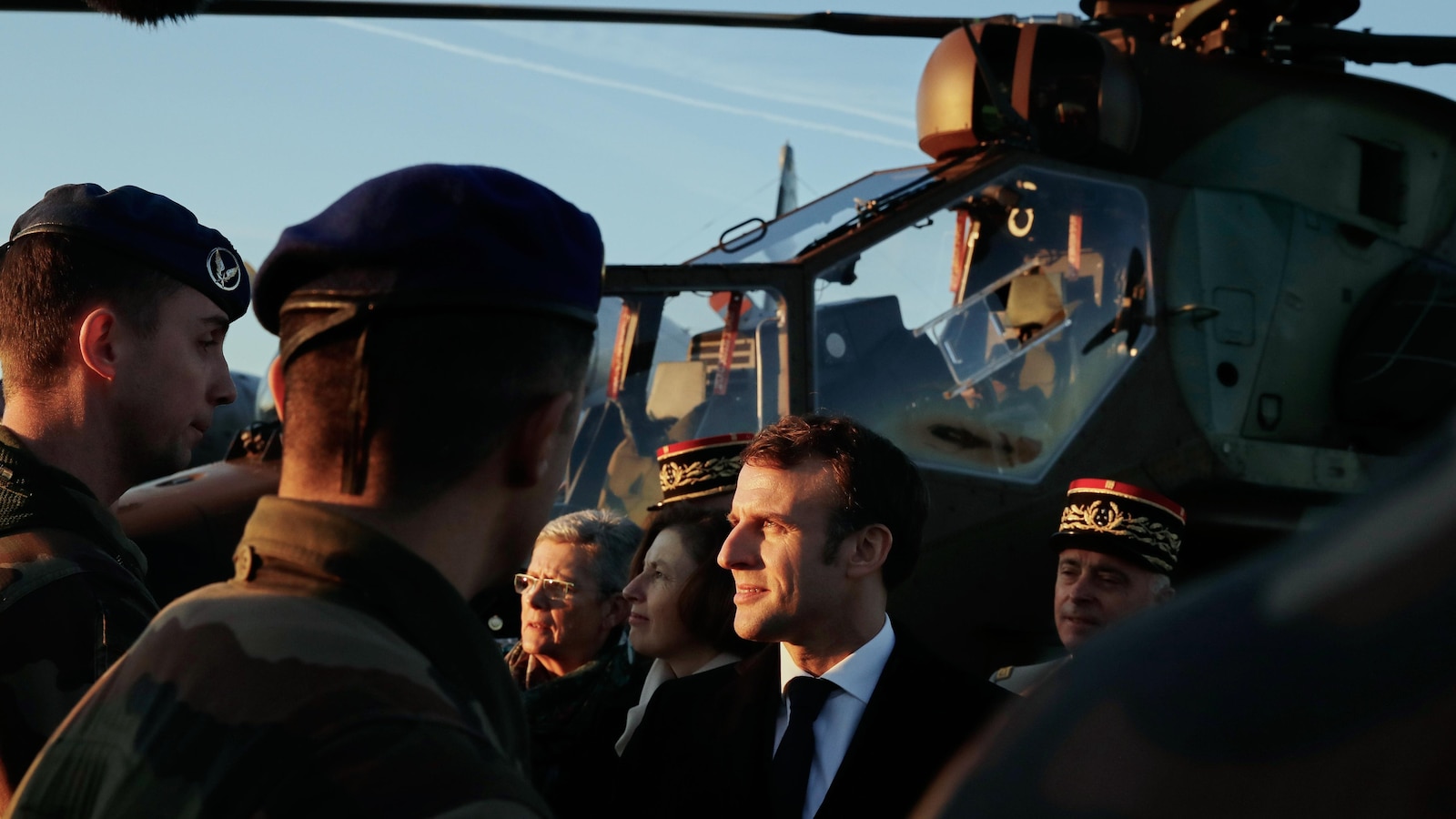 Macron onthult Franse vrijwillige militaire dienst